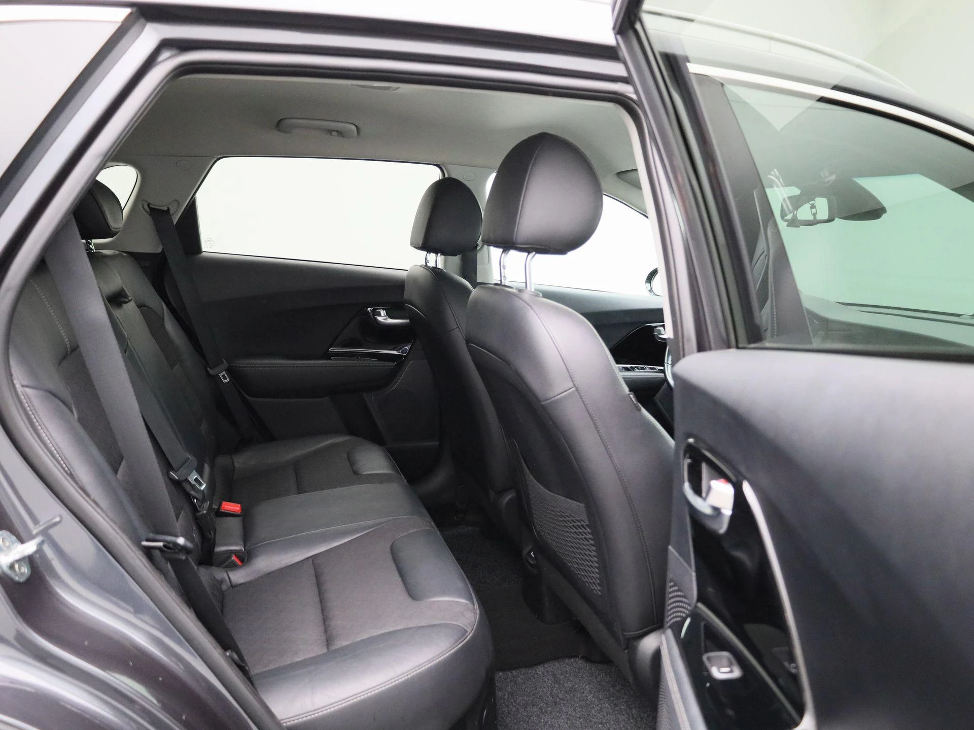 Kia-Niro-image-35