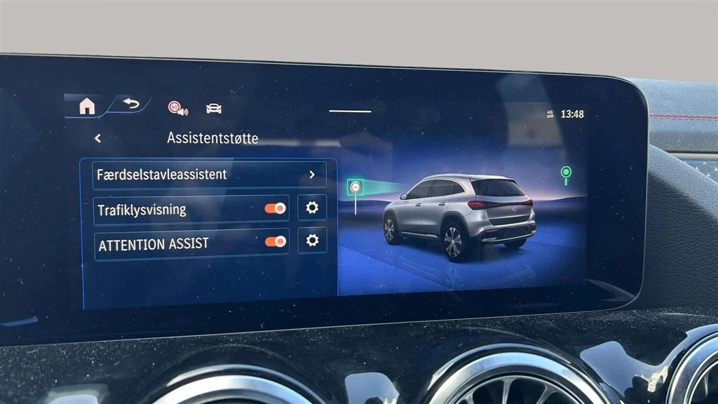 Mercedes-Benz-EQA-image-19