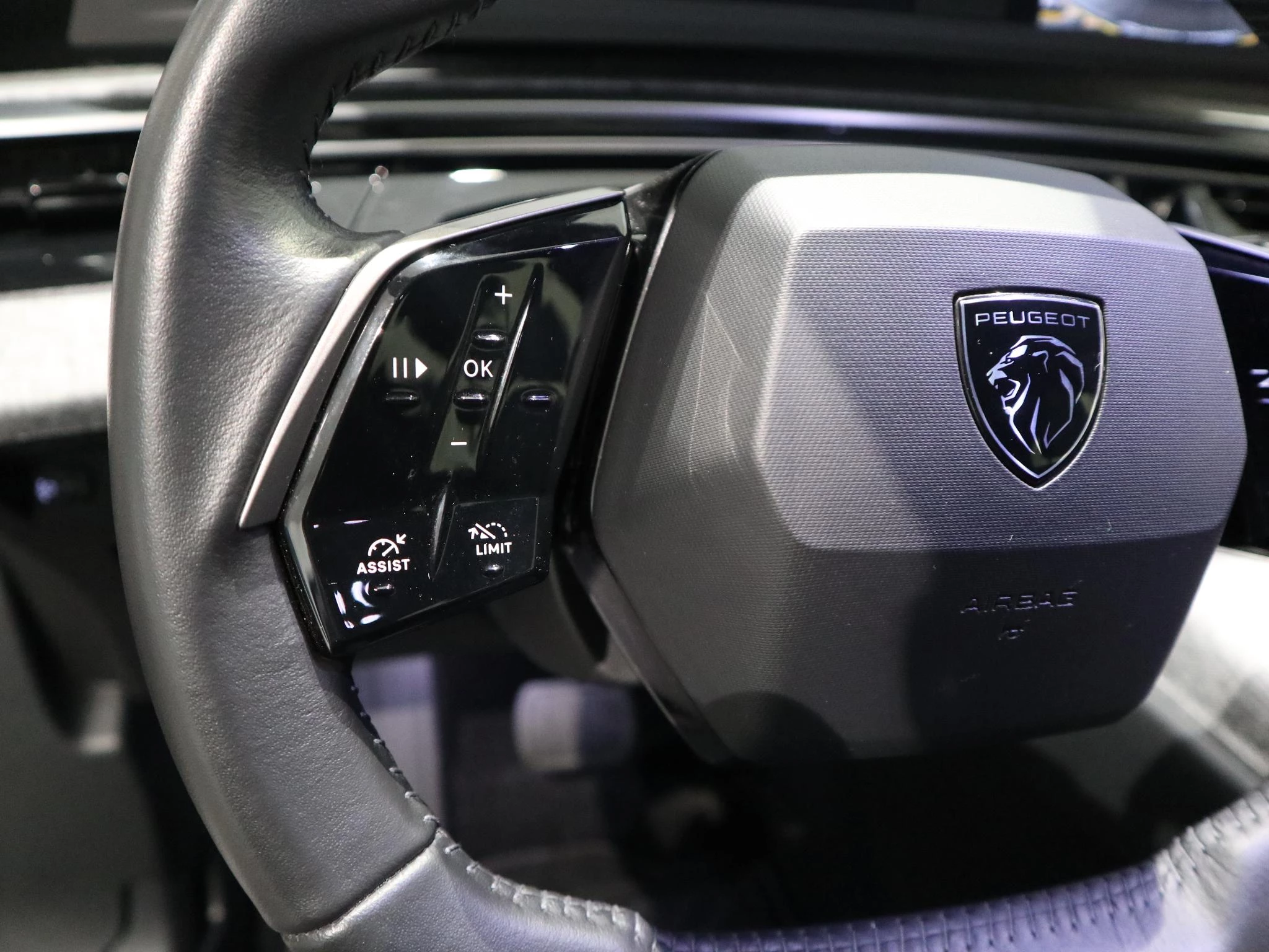 Peugeot-5008-image-14