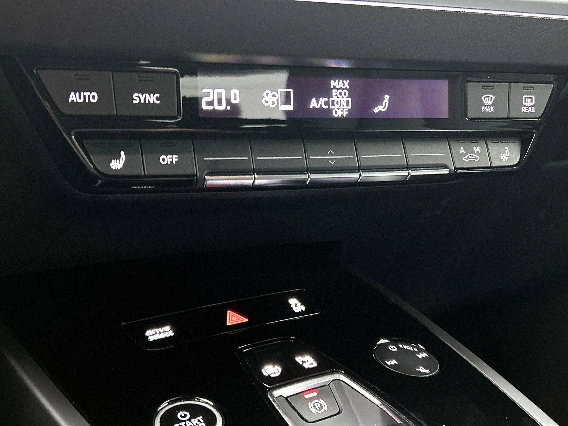 Audi-Q4 Sportback e-tron-image-24