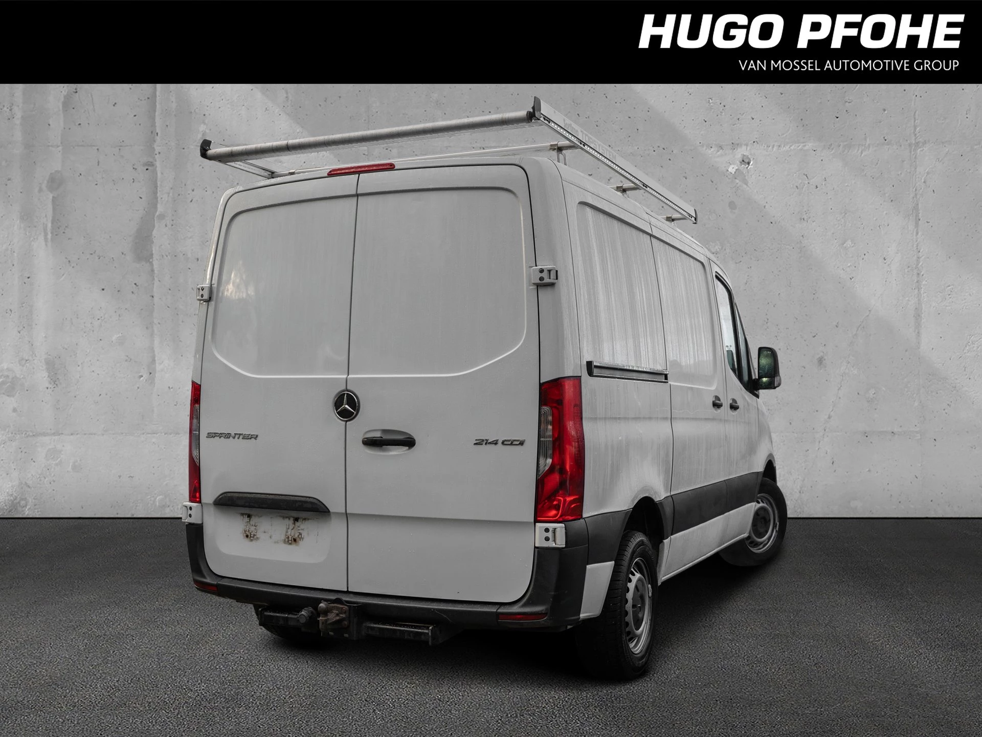 Mercedes-Benz-Sprinter-image-1