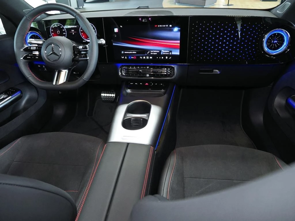 Mercedes-Benz-CLA 250+-image-11