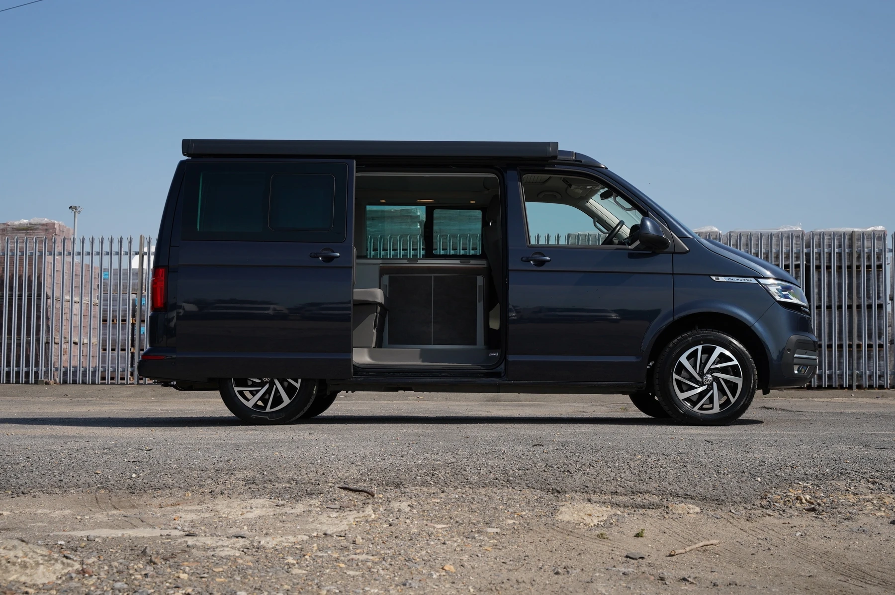 Volkswagen-California-image-36