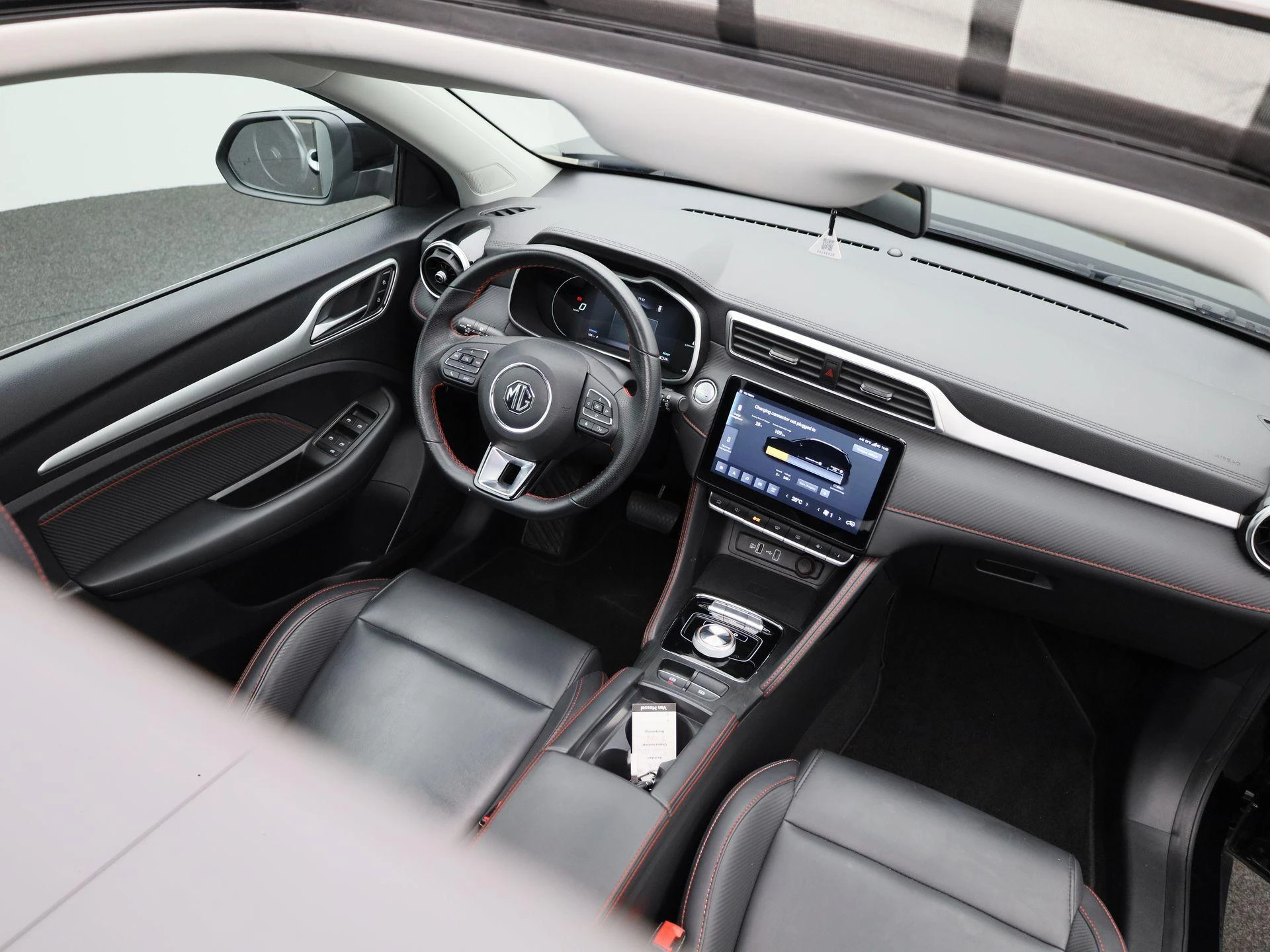 MG ZS EV Long Range Luxury 70 kWh