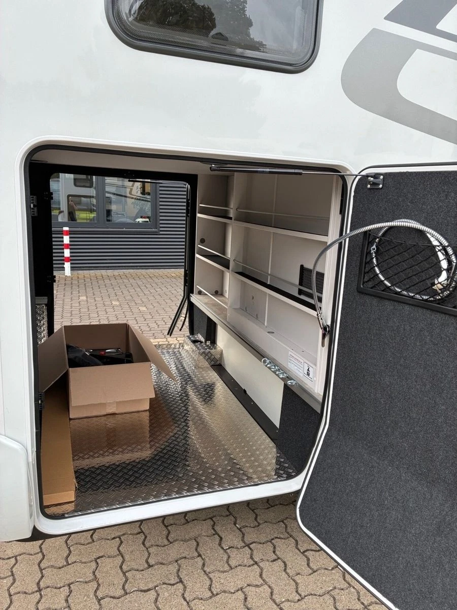 Hymer--image-17