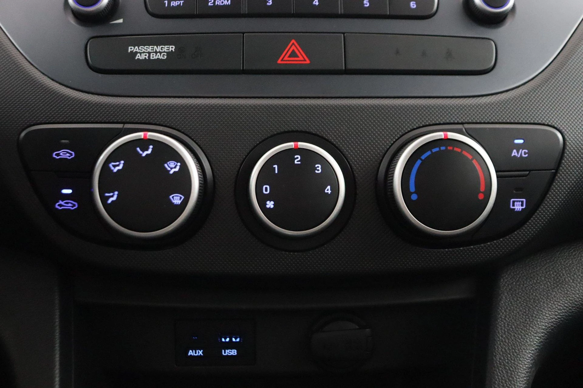 Hyundai-i10-image-10