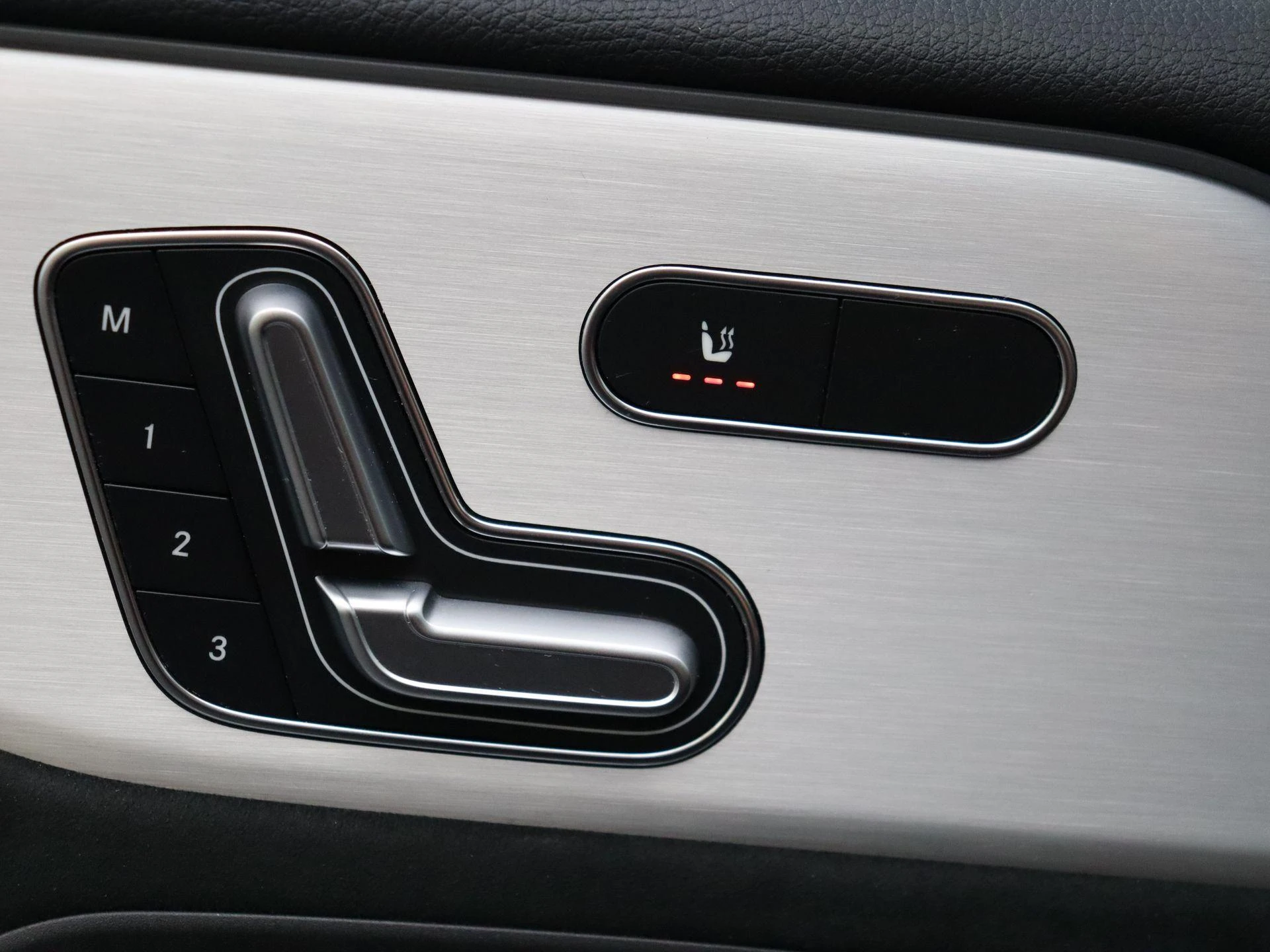 Mercedes-Benz-B-Klasse-image-7