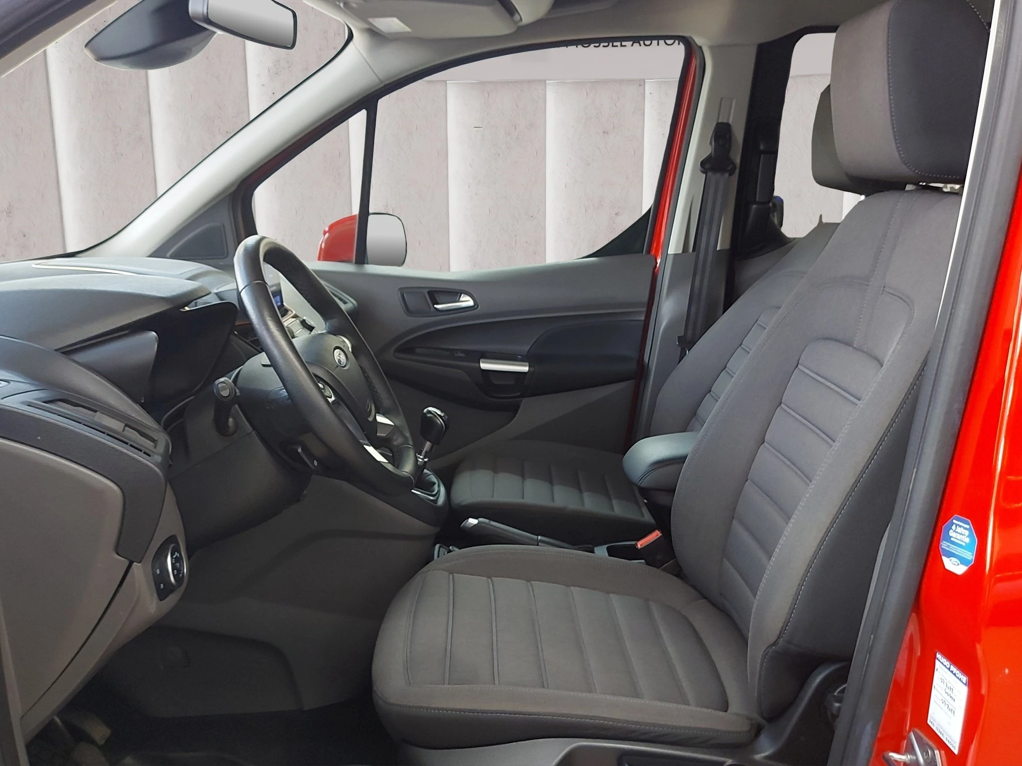 Ford-Tourneo Connect-image-9