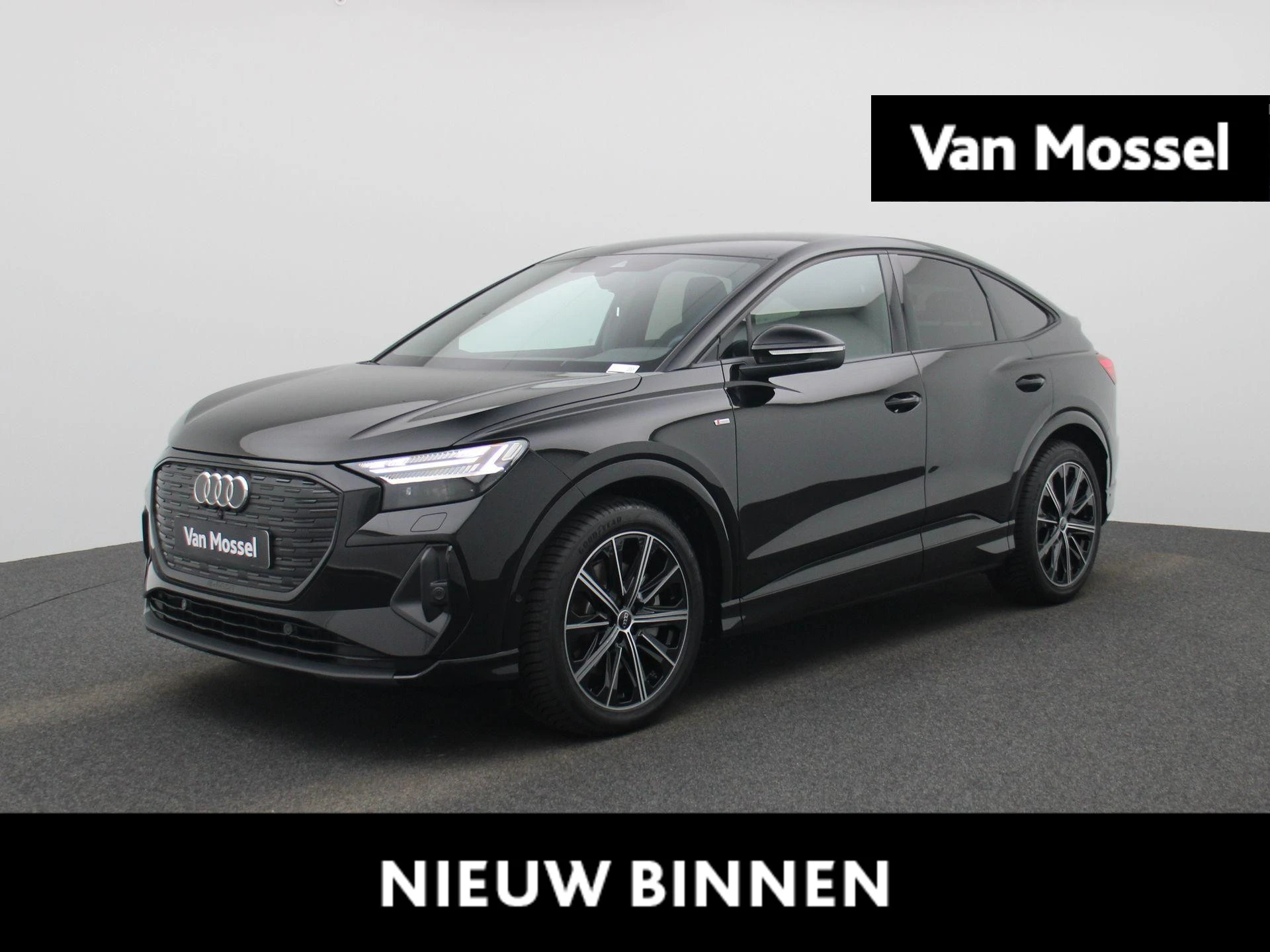 Audi-Q4 Sportback e-tron-image-0