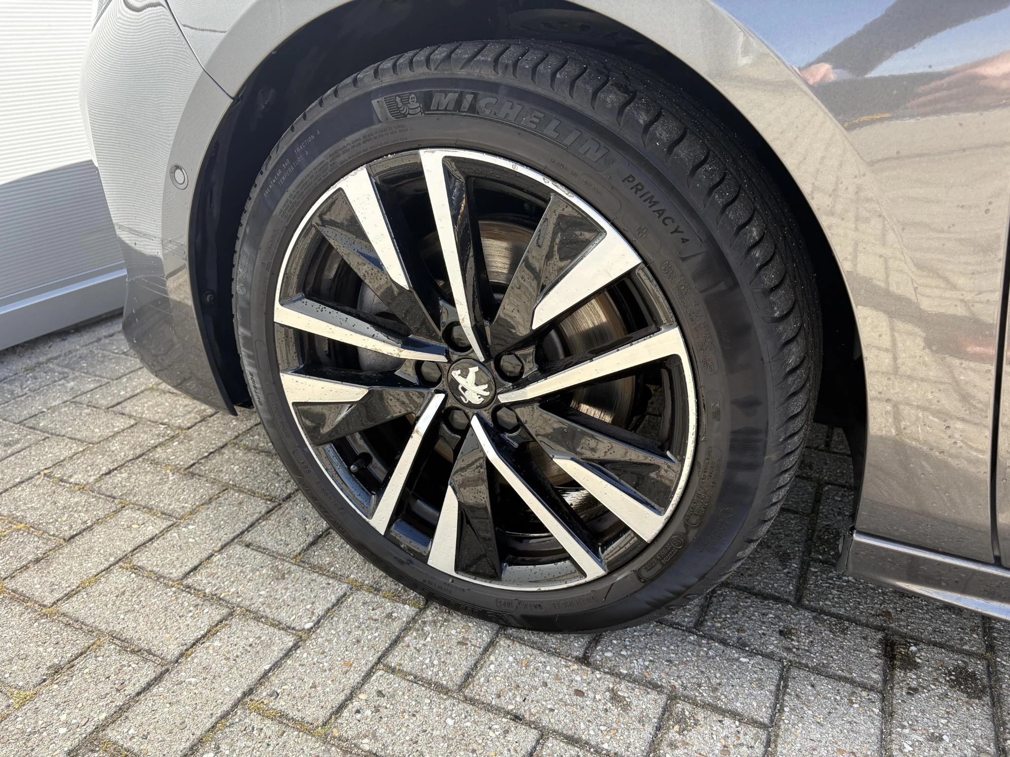 Peugeot-508-image-27