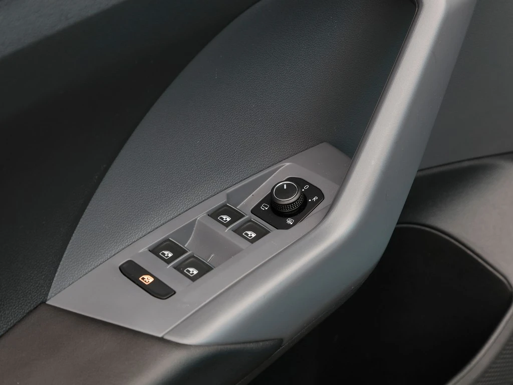 Volkswagen-T-Cross-image-20