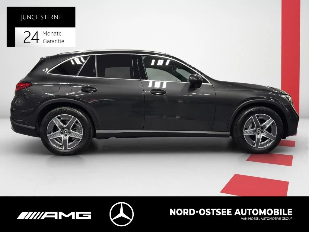 Mercedes-Benz GLC 300 d 4M AMG AHK MBUX SHZ KEYLESS-GO AMG LineX254 GLC 300 d 4M AMG AHK MBUX SHZ KEYLESS-GO AMG Line