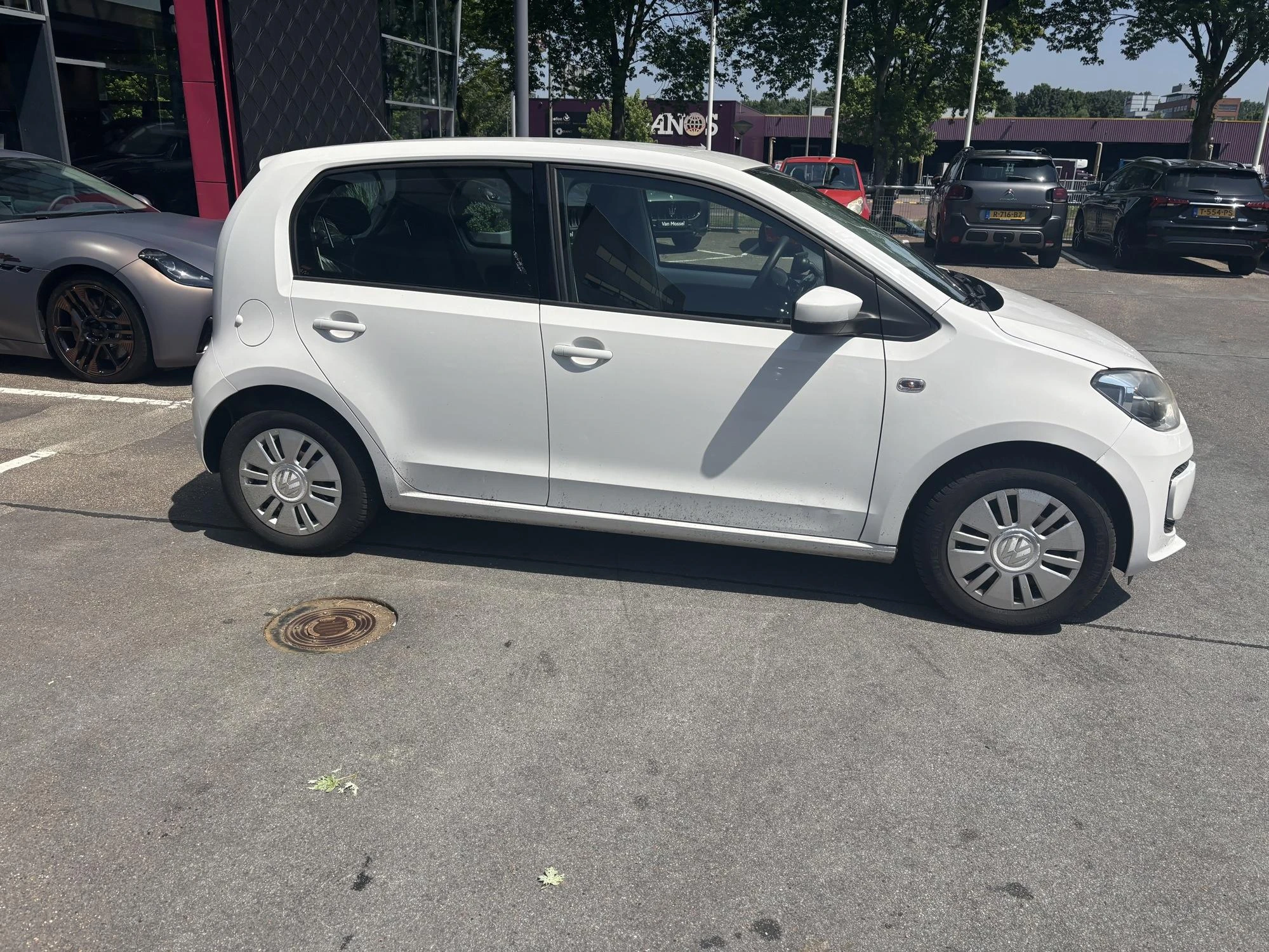 Volkswagen up!