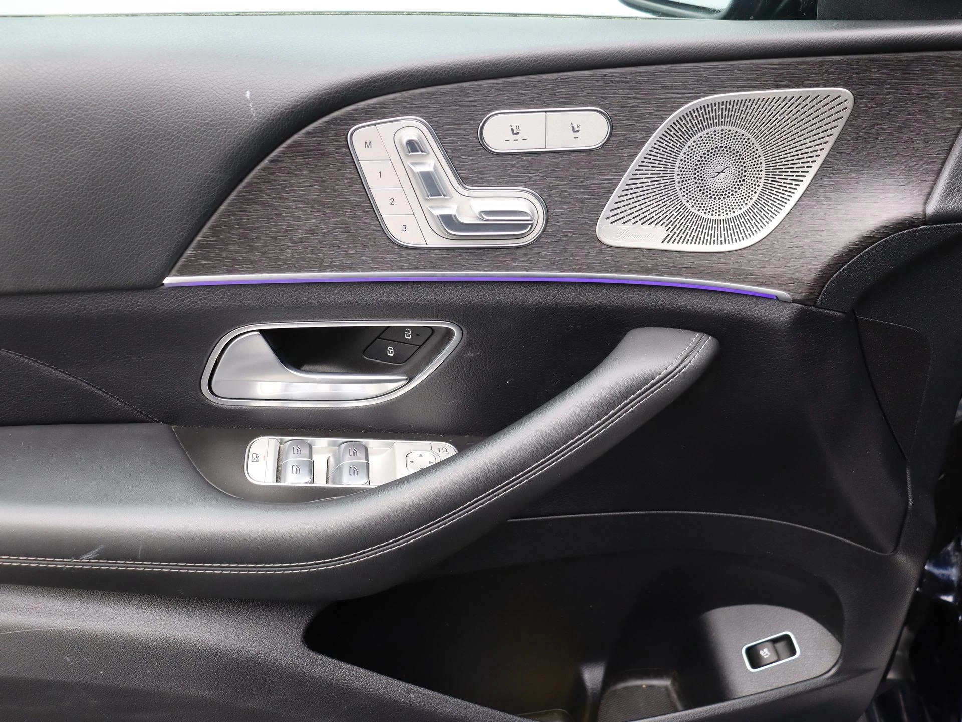 Mercedes-Benz-GLE-image-7