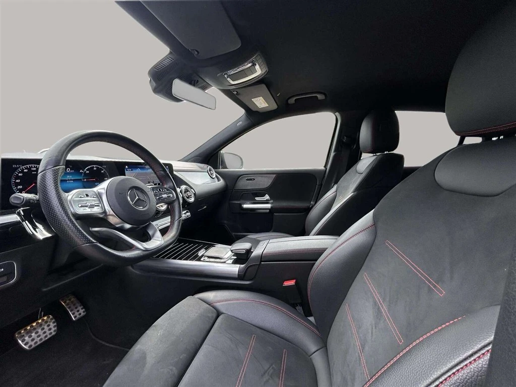 Mercedes-Benz-EQA-image-9