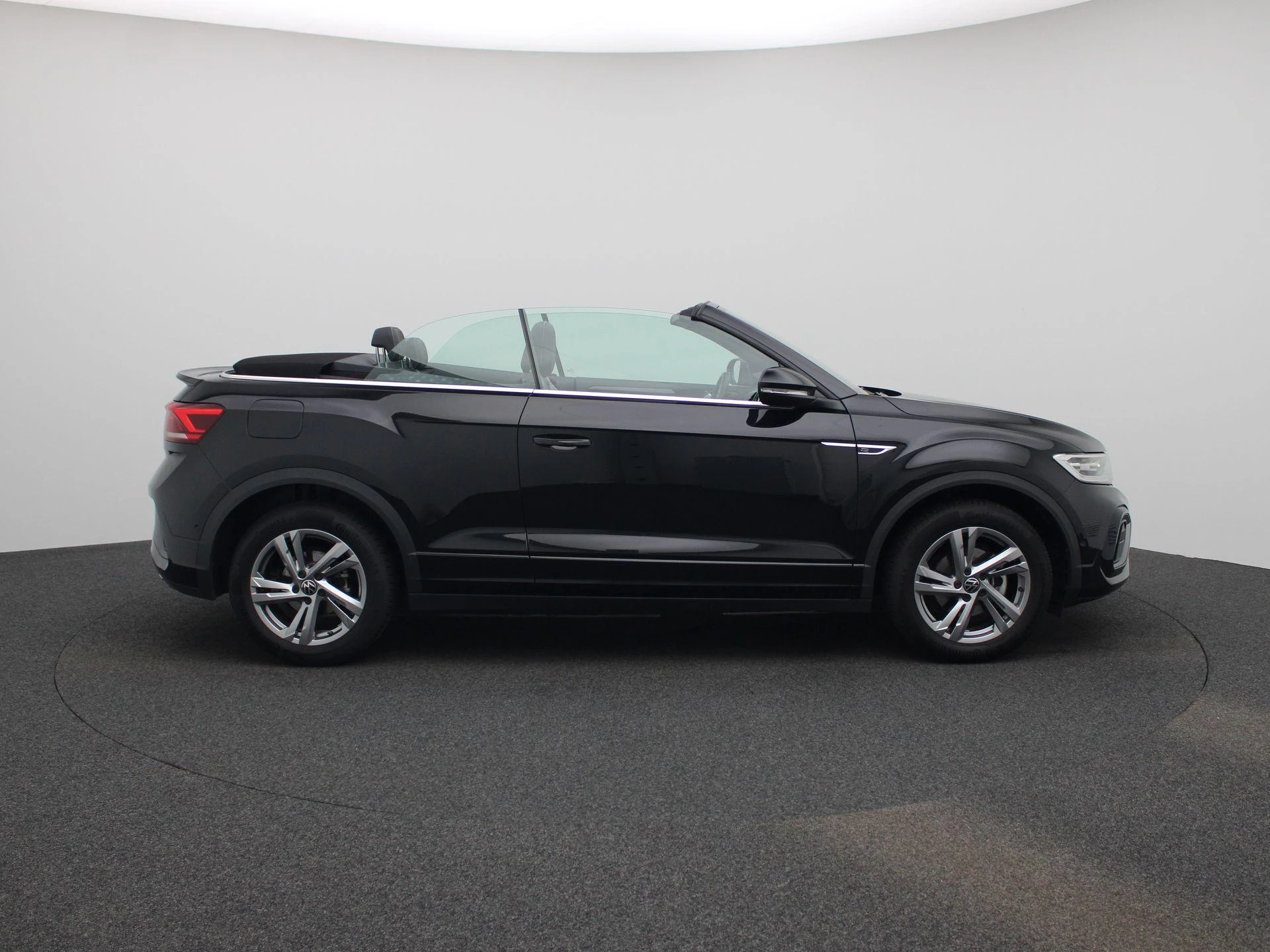 Volkswagen T-Roc 1.5 TSI R-Line | 150 PK |