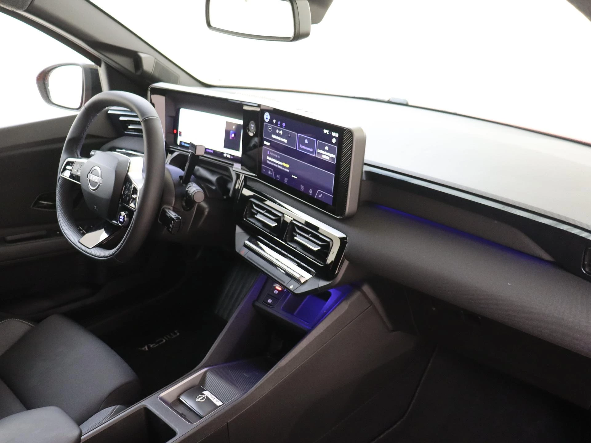 Nissan-Micra-image-11