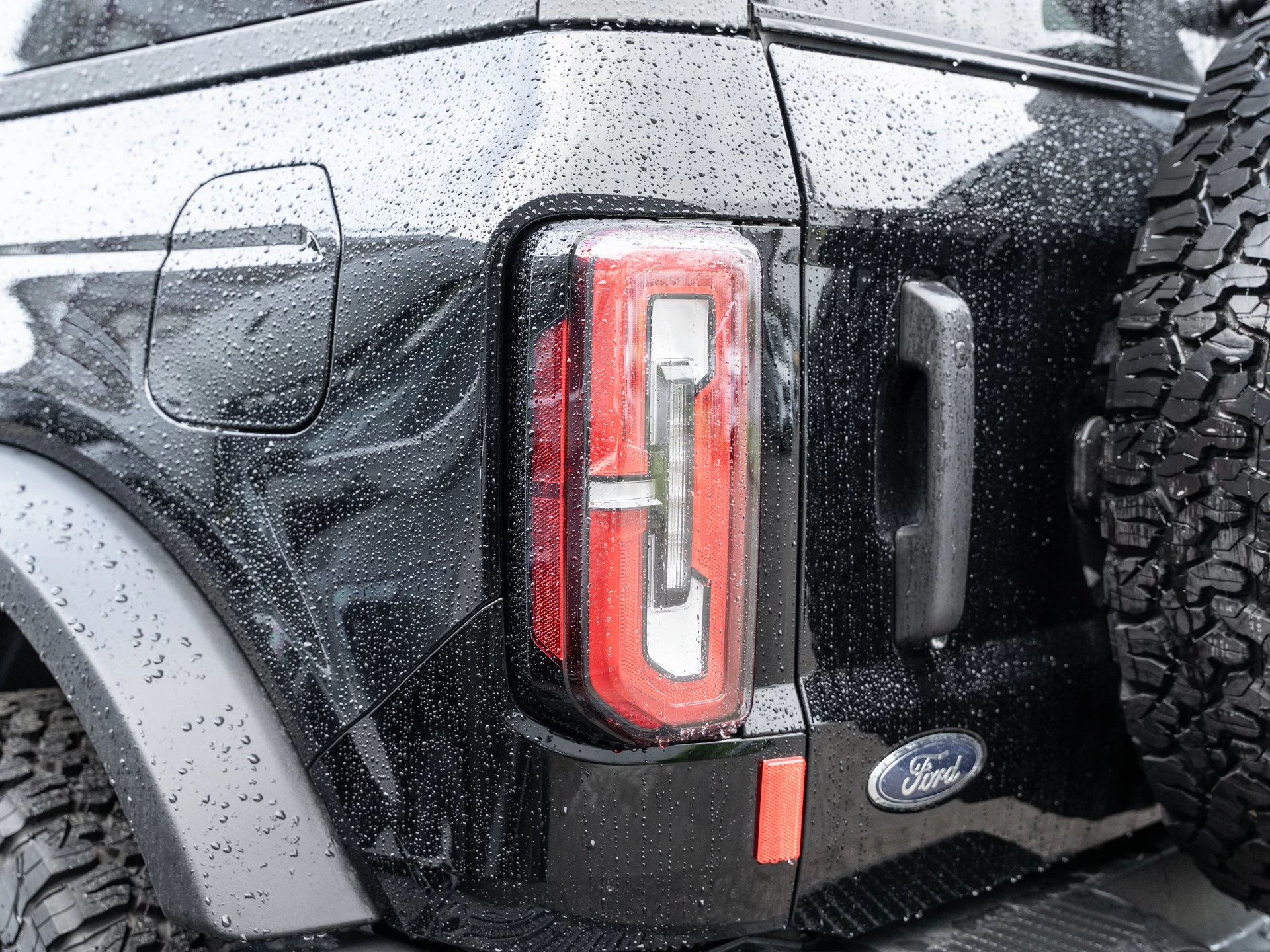 Ford Bronco Badlands 2.7 l EcoBoost e-4WD Automatik Sports Utility Vehicle. RFK*LED*SHZ*DISPLAY