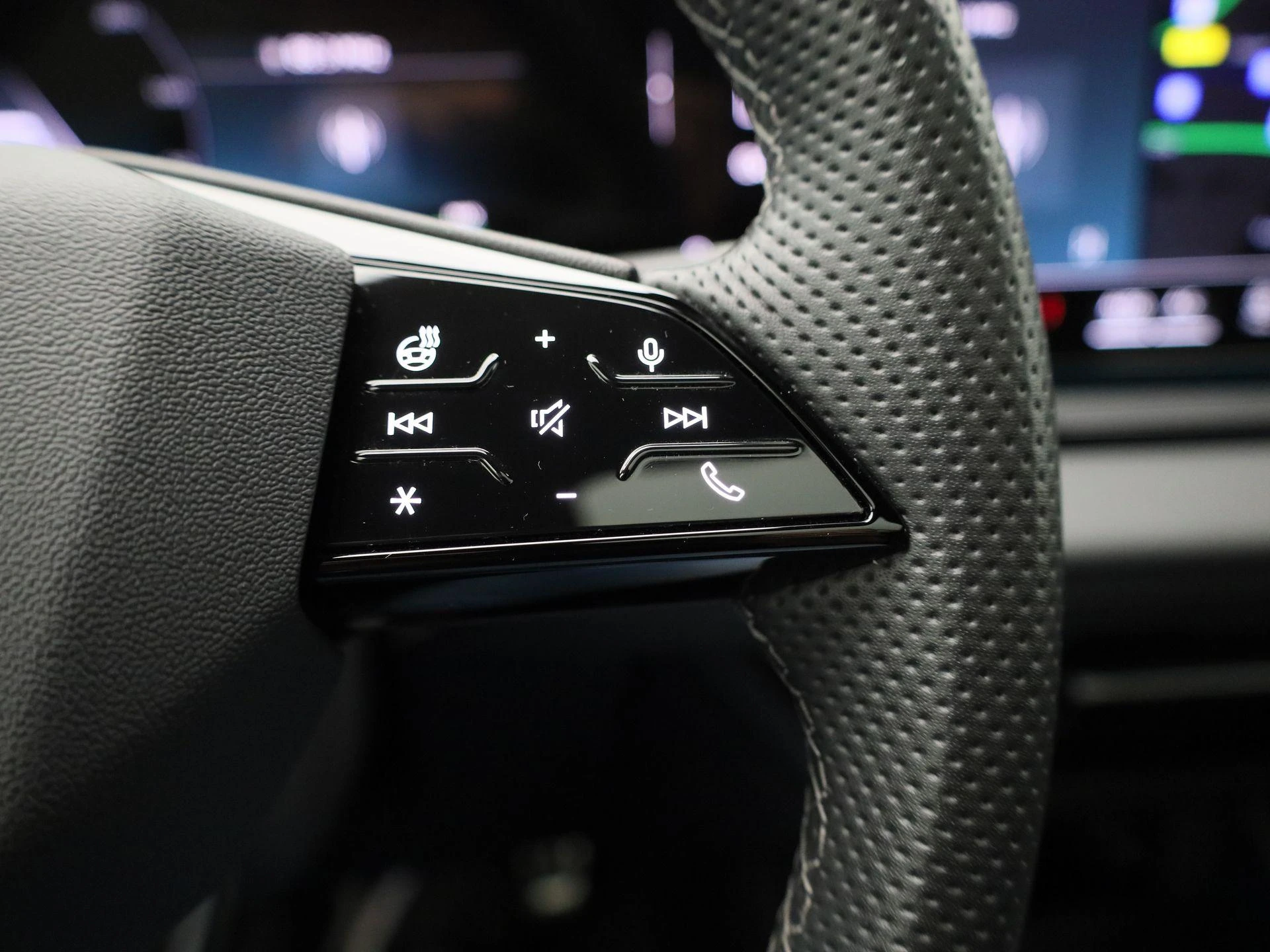 Audi-Q6 e-tron-image-20
