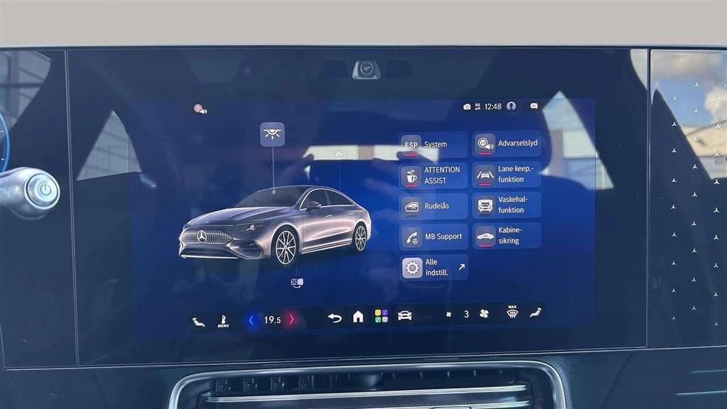 Mercedes-Benz-CLA-image-18