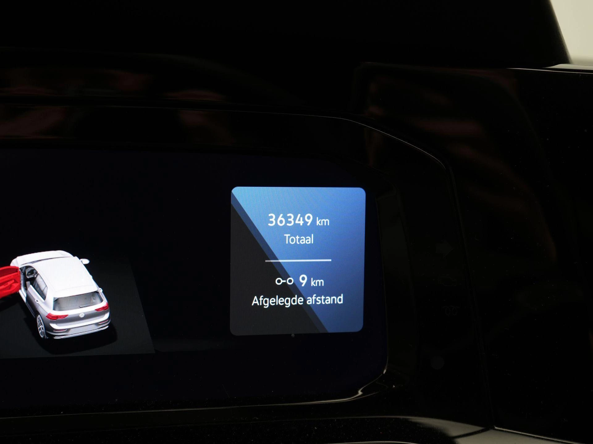 Volkswagen-Golf-image-51