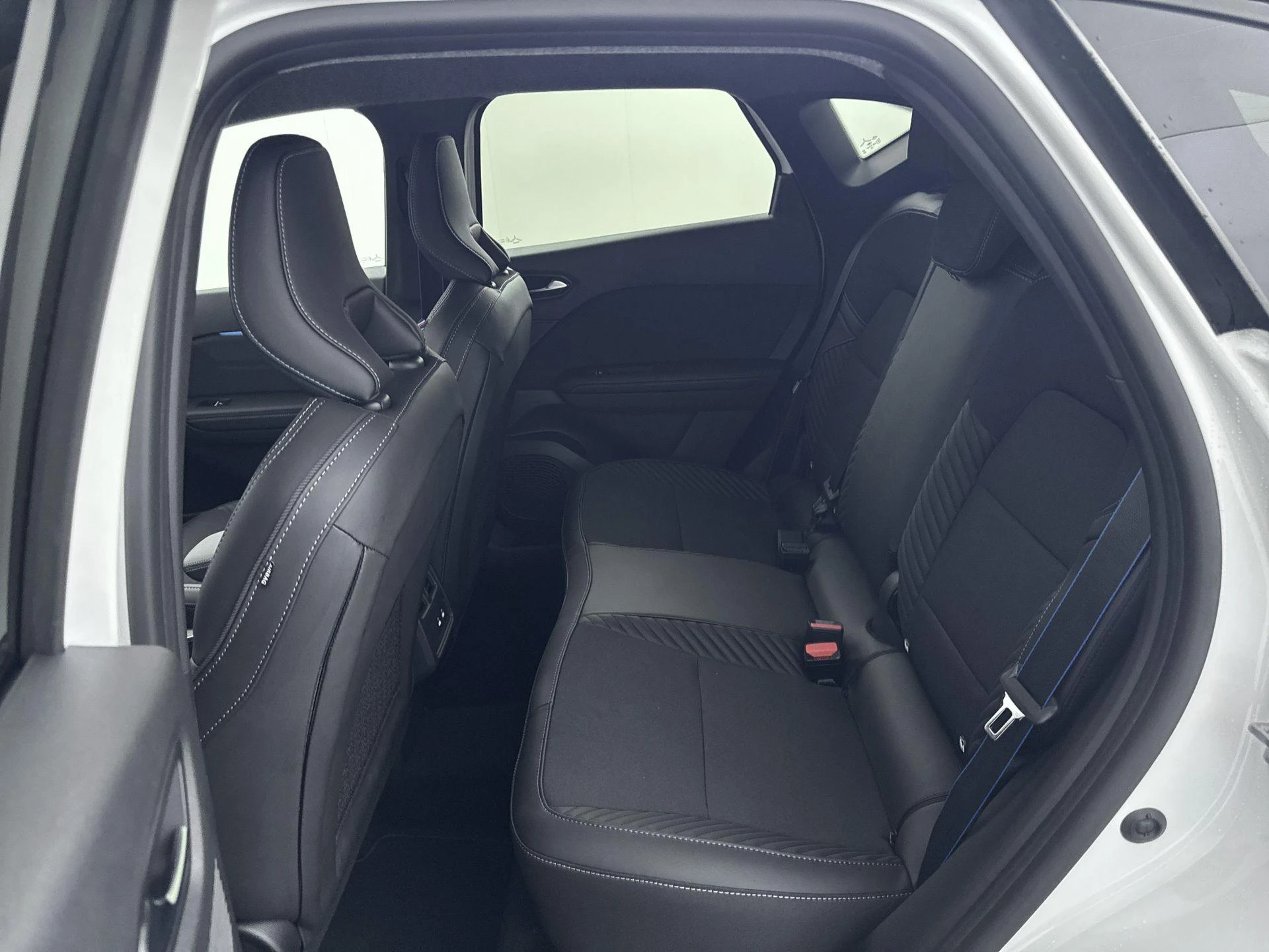 Renault-Captur-image-25