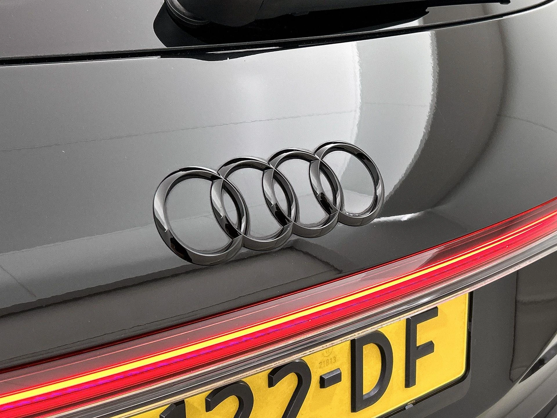 Audi-Q4 e-tron-image-22