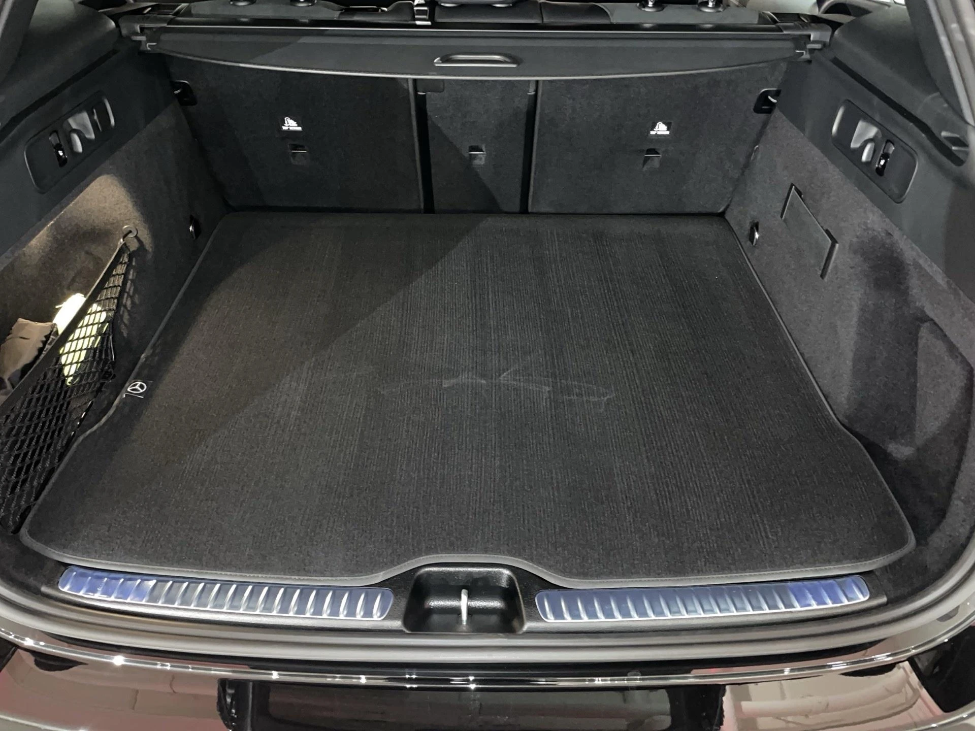 Mercedes-Benz-GLC-image-11