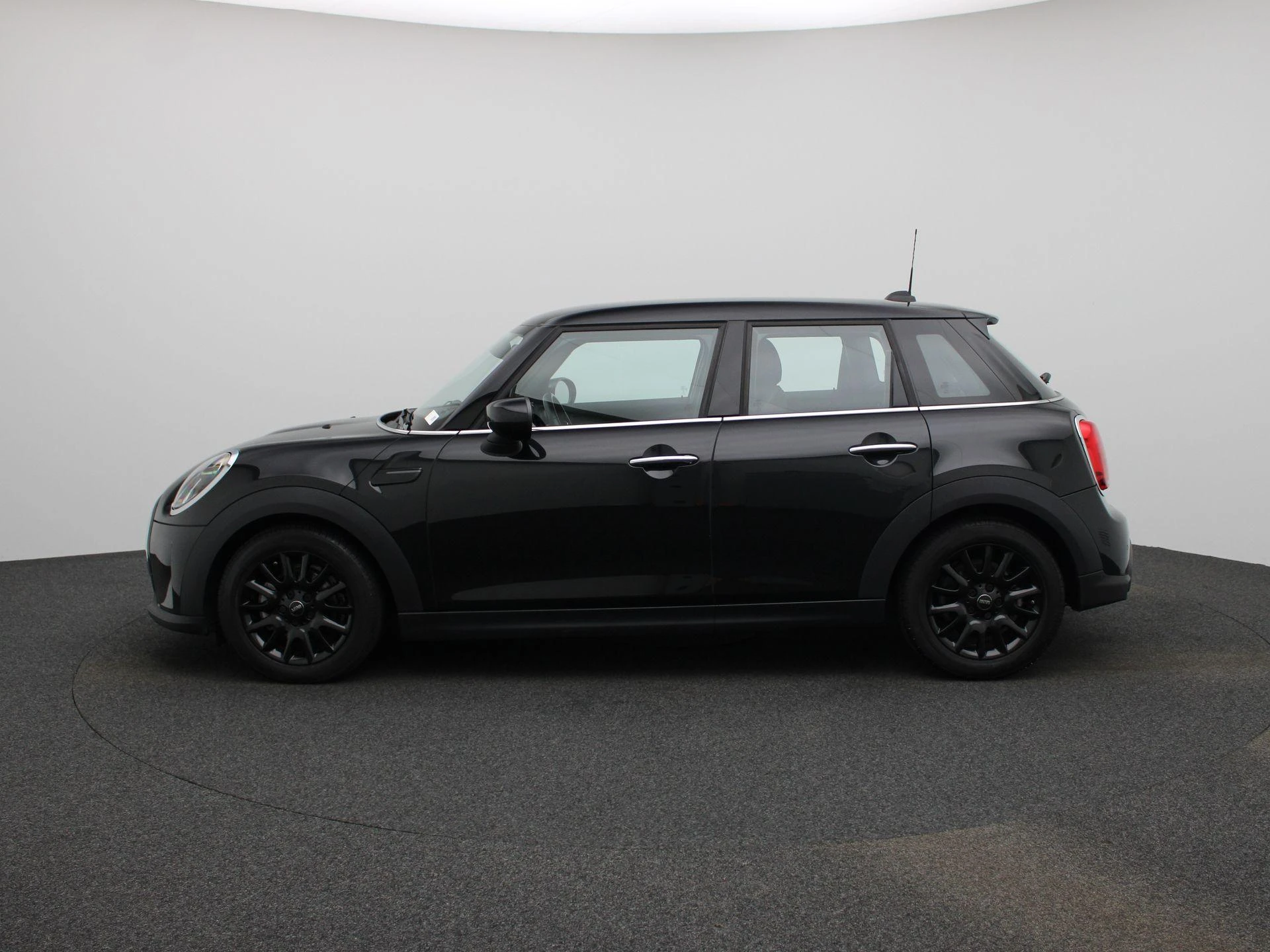 MINI-Cooper-image-3