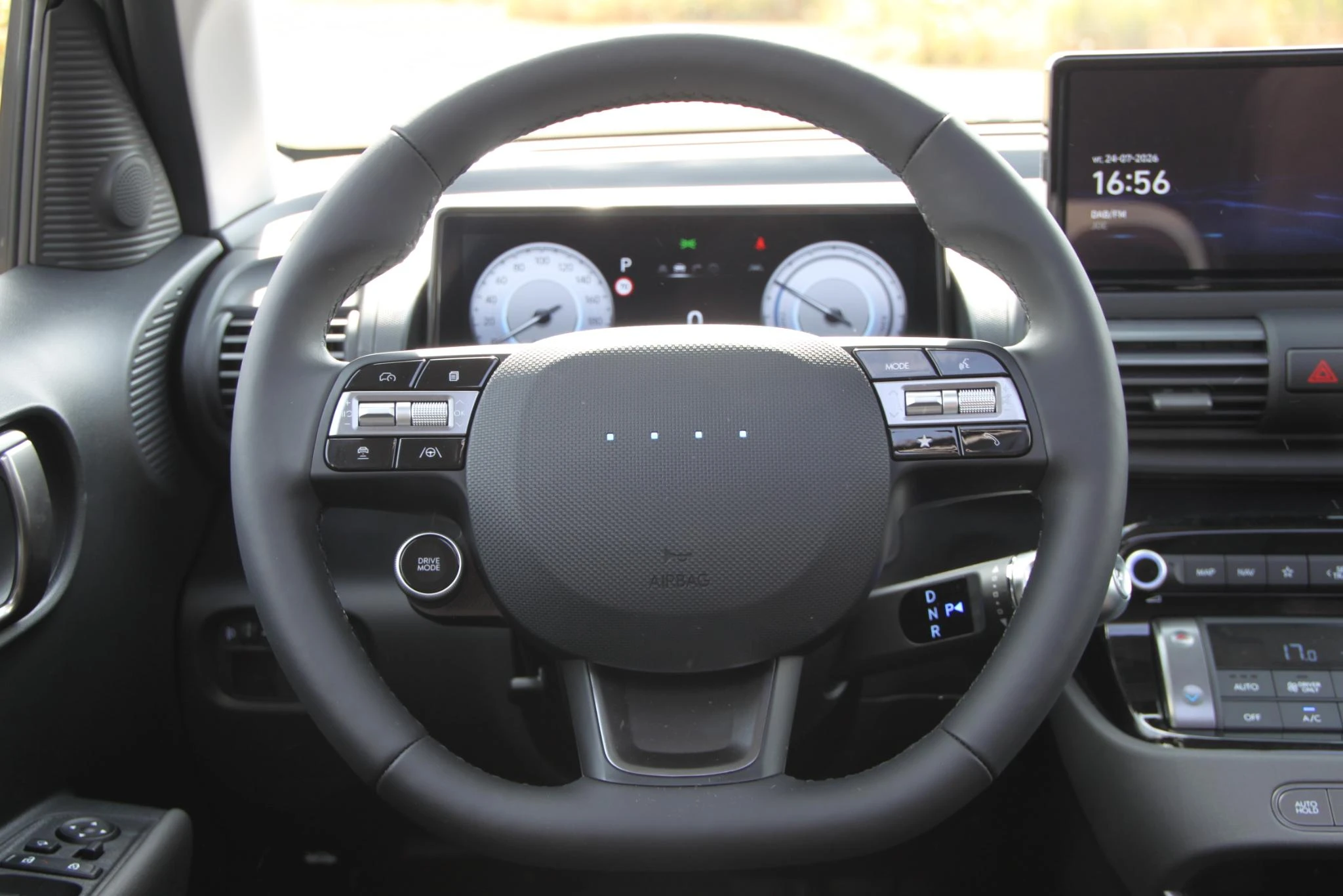 Hyundai-Inster-image-16