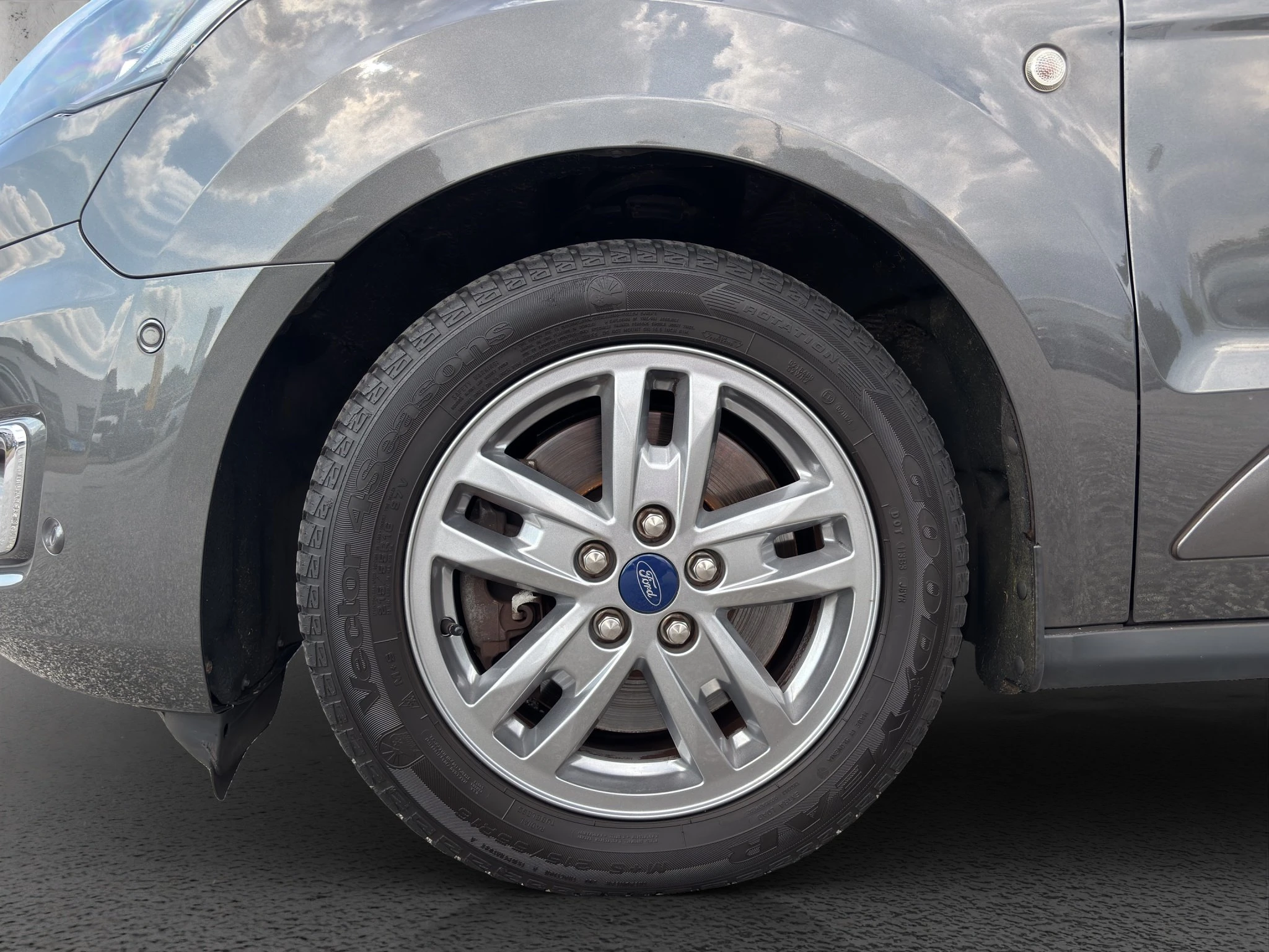 Ford Tourneo Connect Grand Titanium