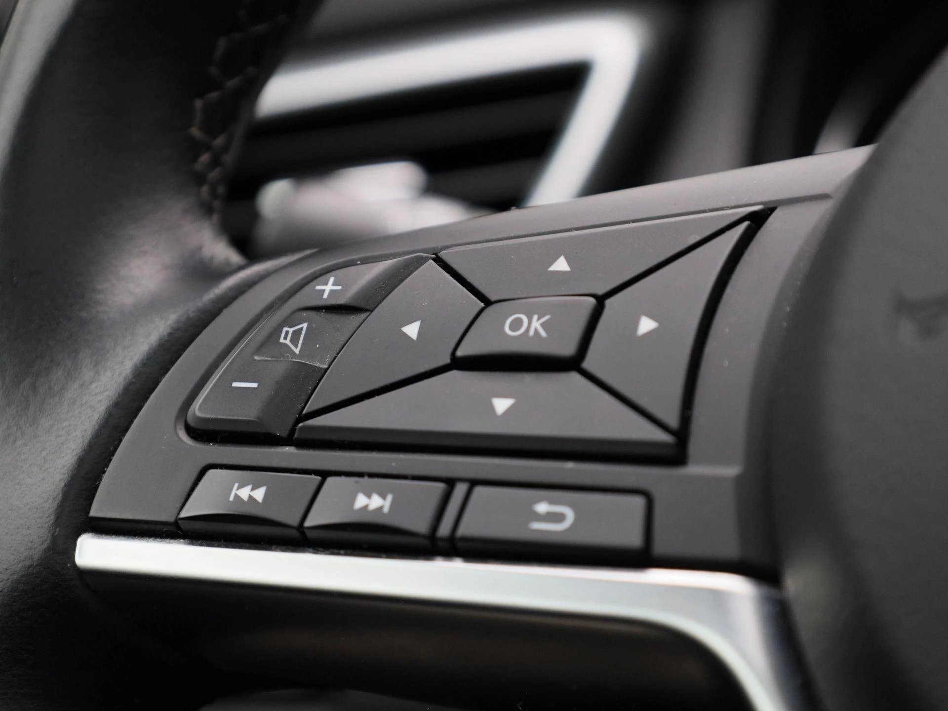 Nissan QASHQAI MHEV 103KW N-Connecta