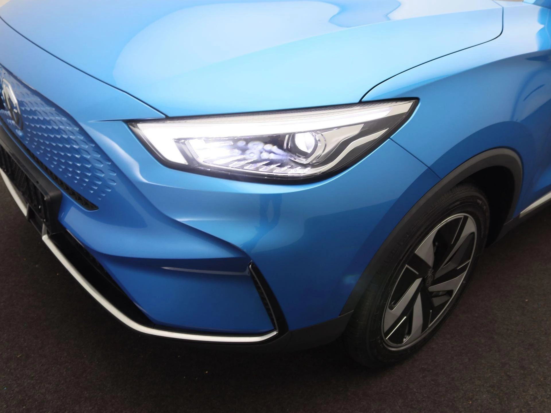 MG ZS EV Standard Range Luxury 50 kWh