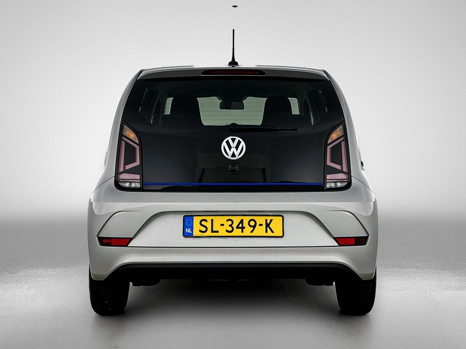 Volkswagen-e-up!-image-2