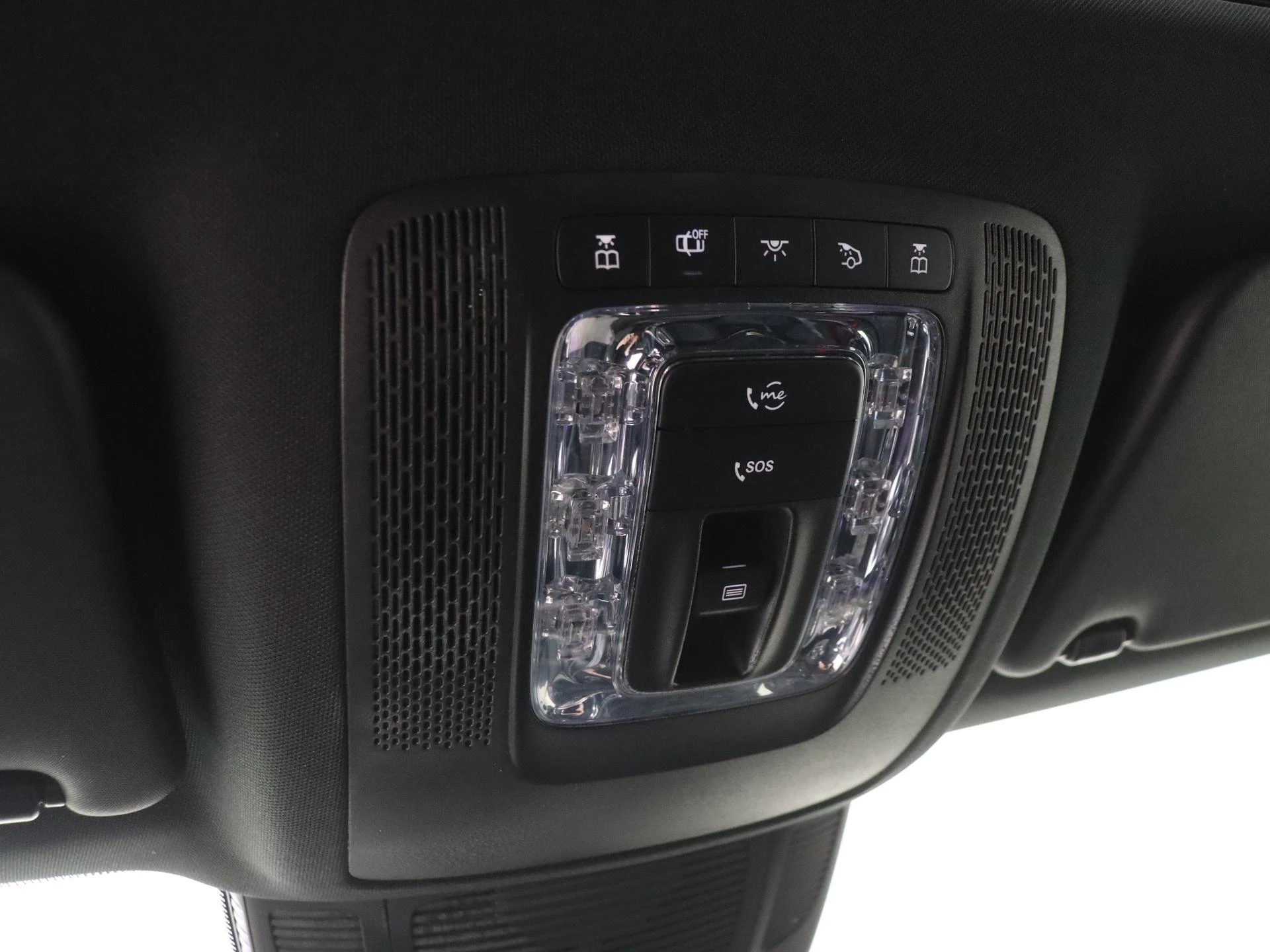 Mercedes-Benz-GLE-image-31