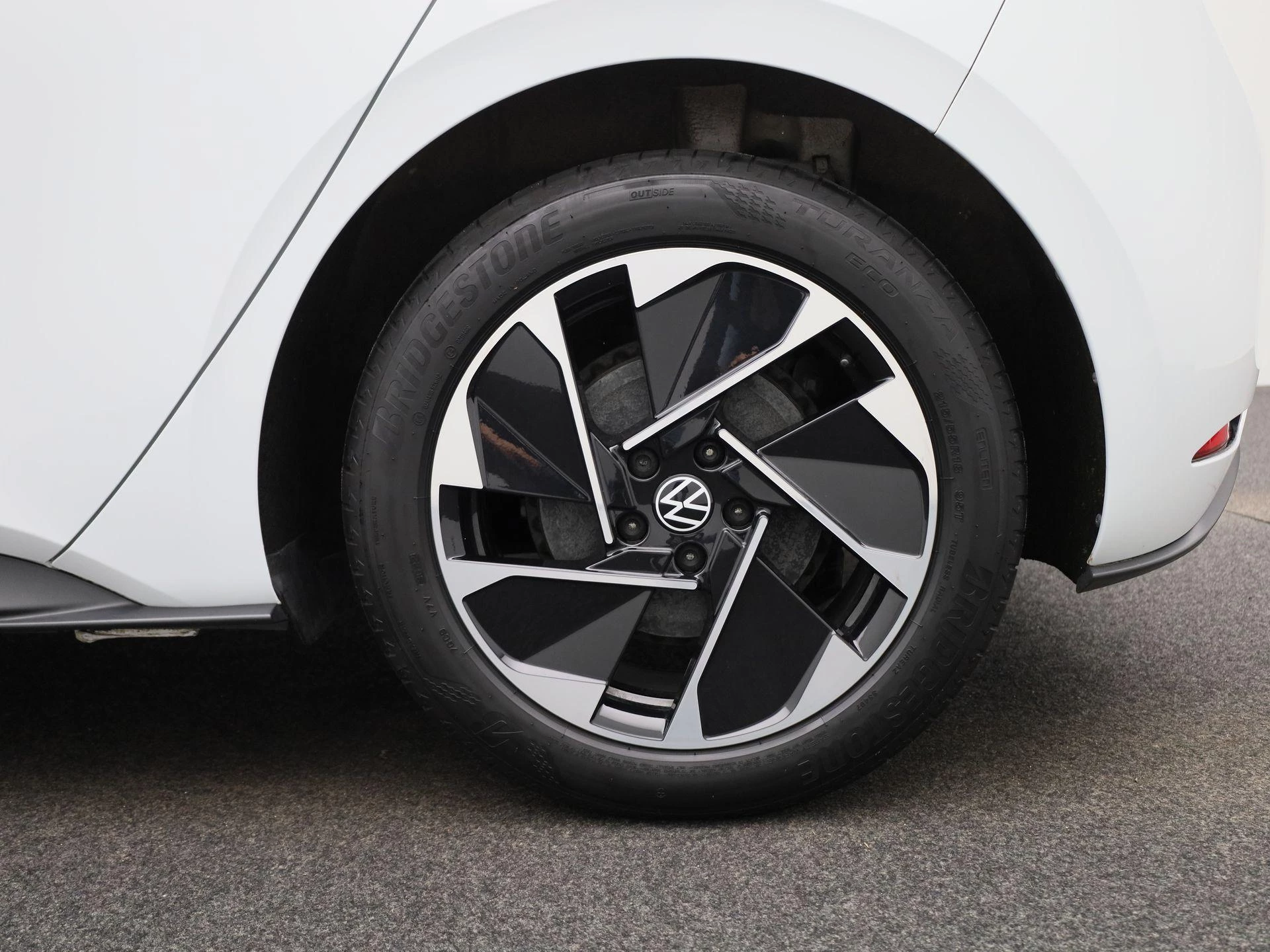 Volkswagen-ID.3-image-11