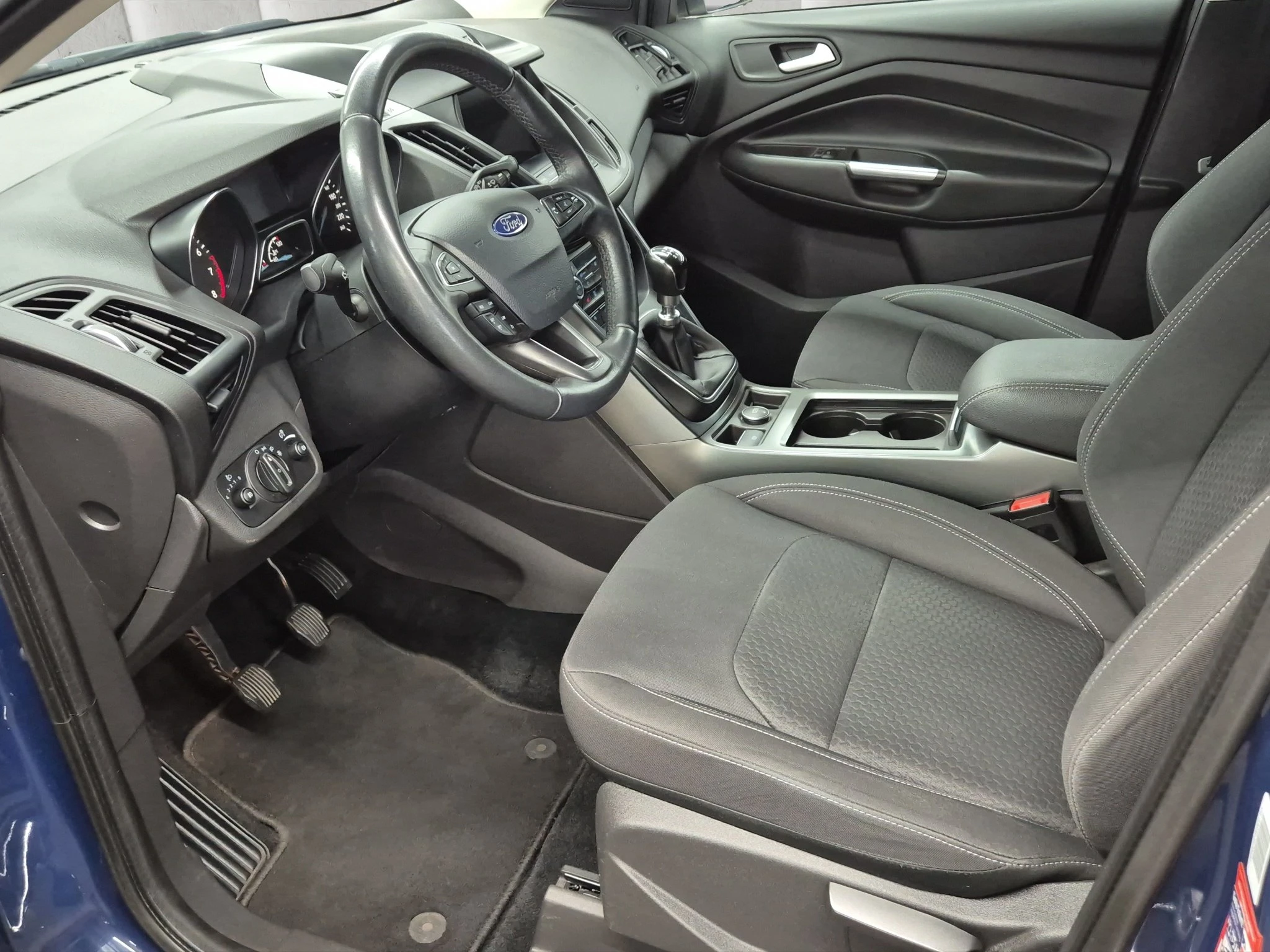 Ford-Kuga-image-9