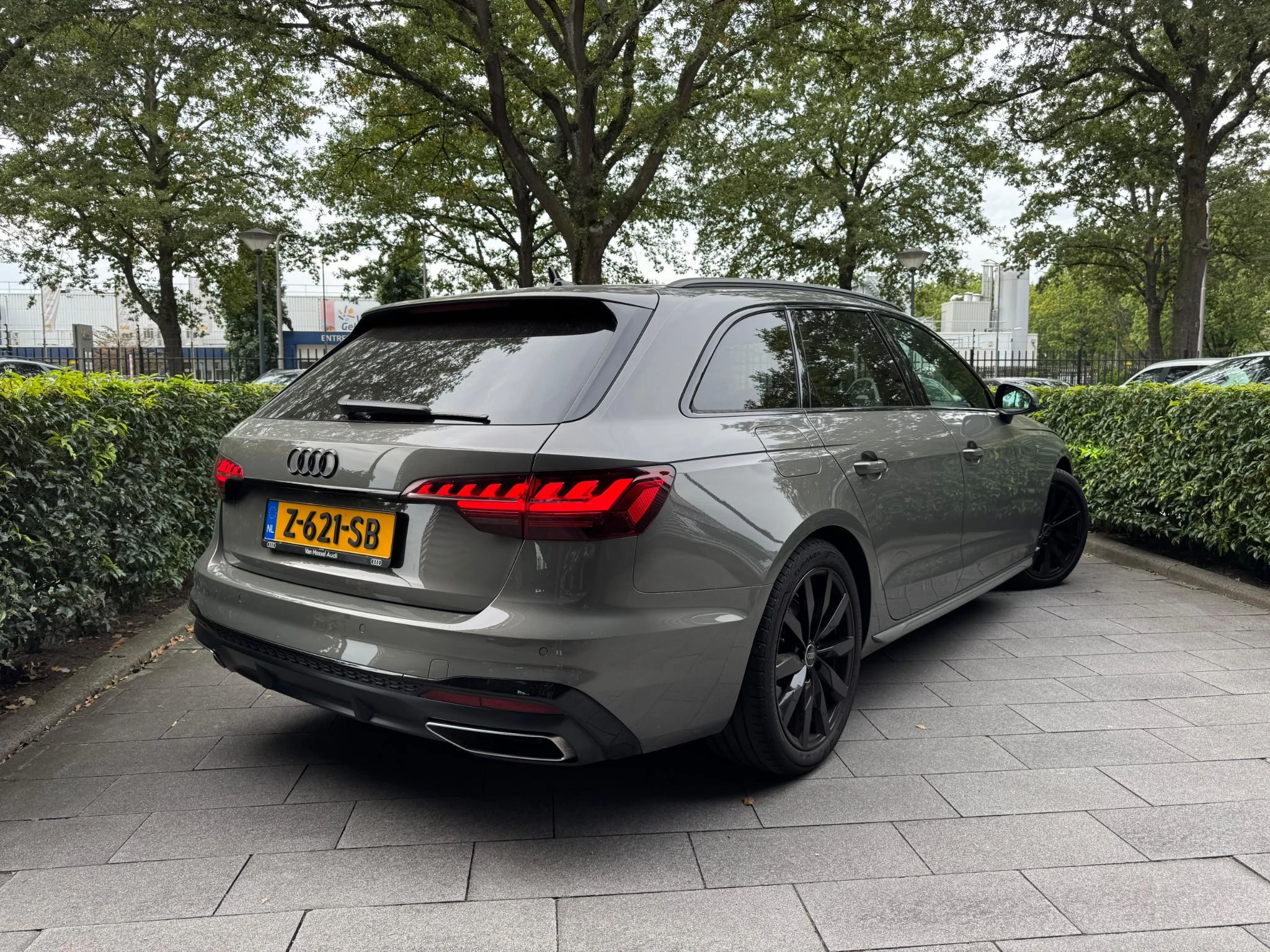 Audi-A4-image-2