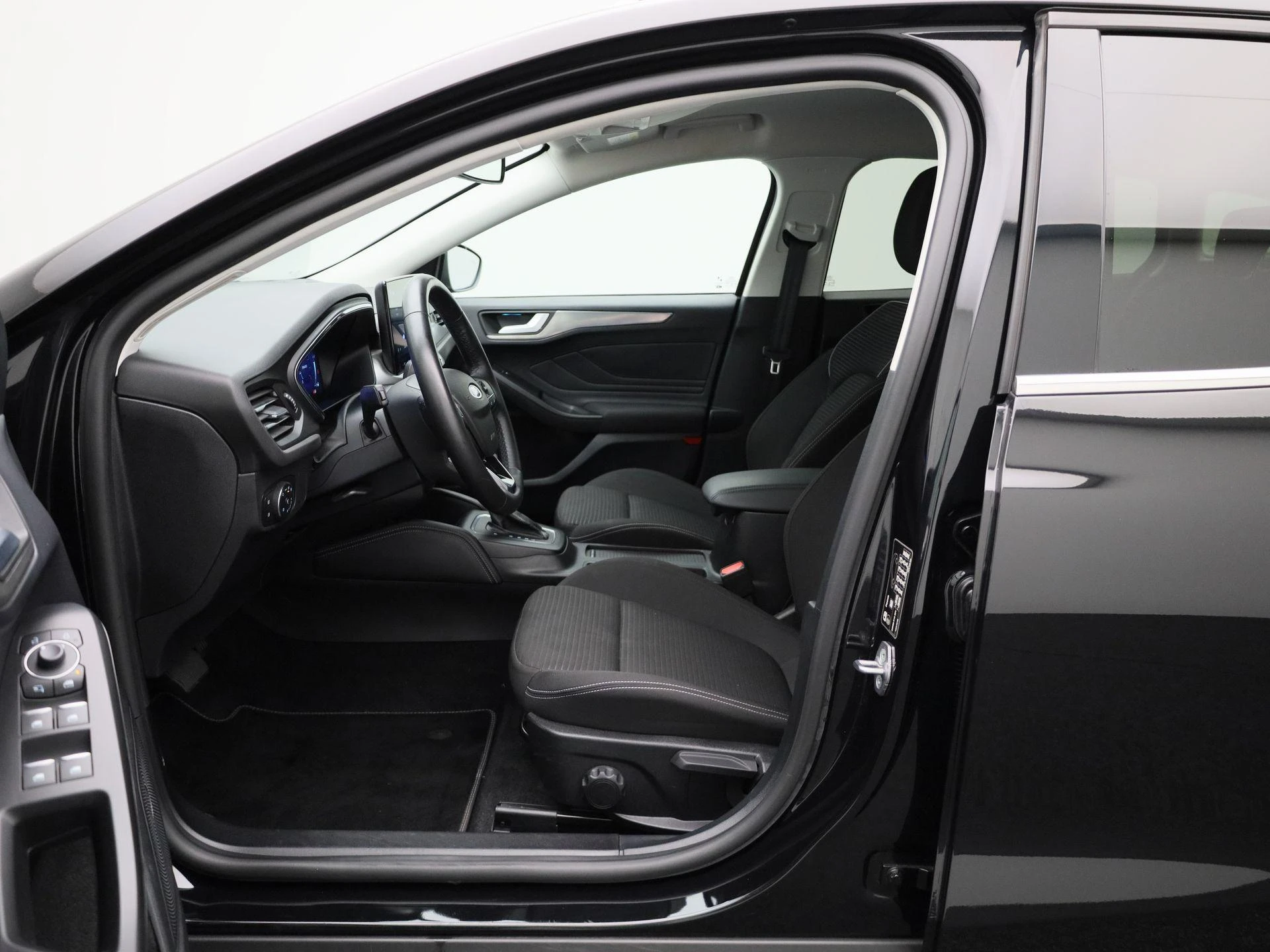 Ford-Focus-image-8