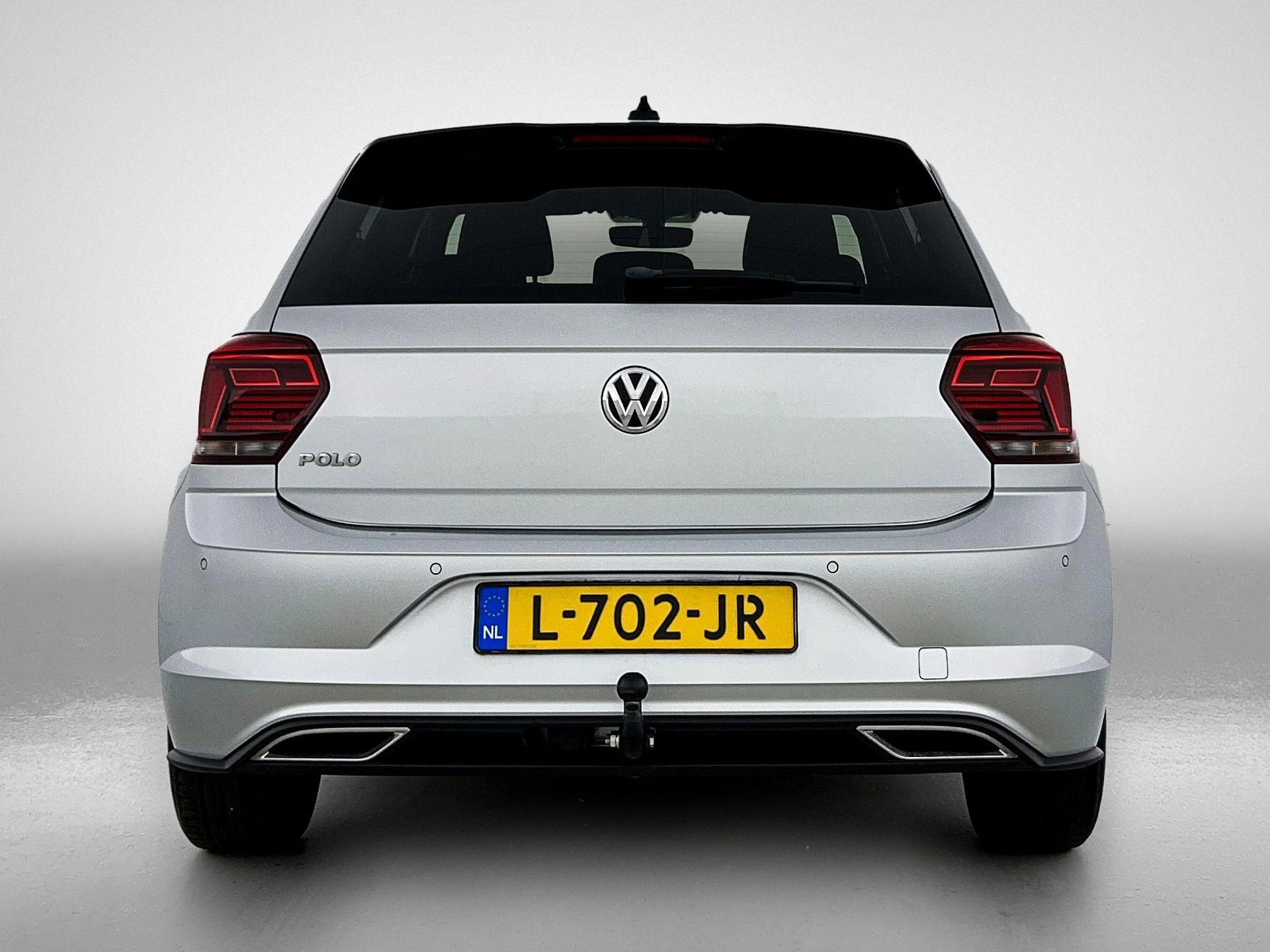 Volkswagen-Polo-image-2