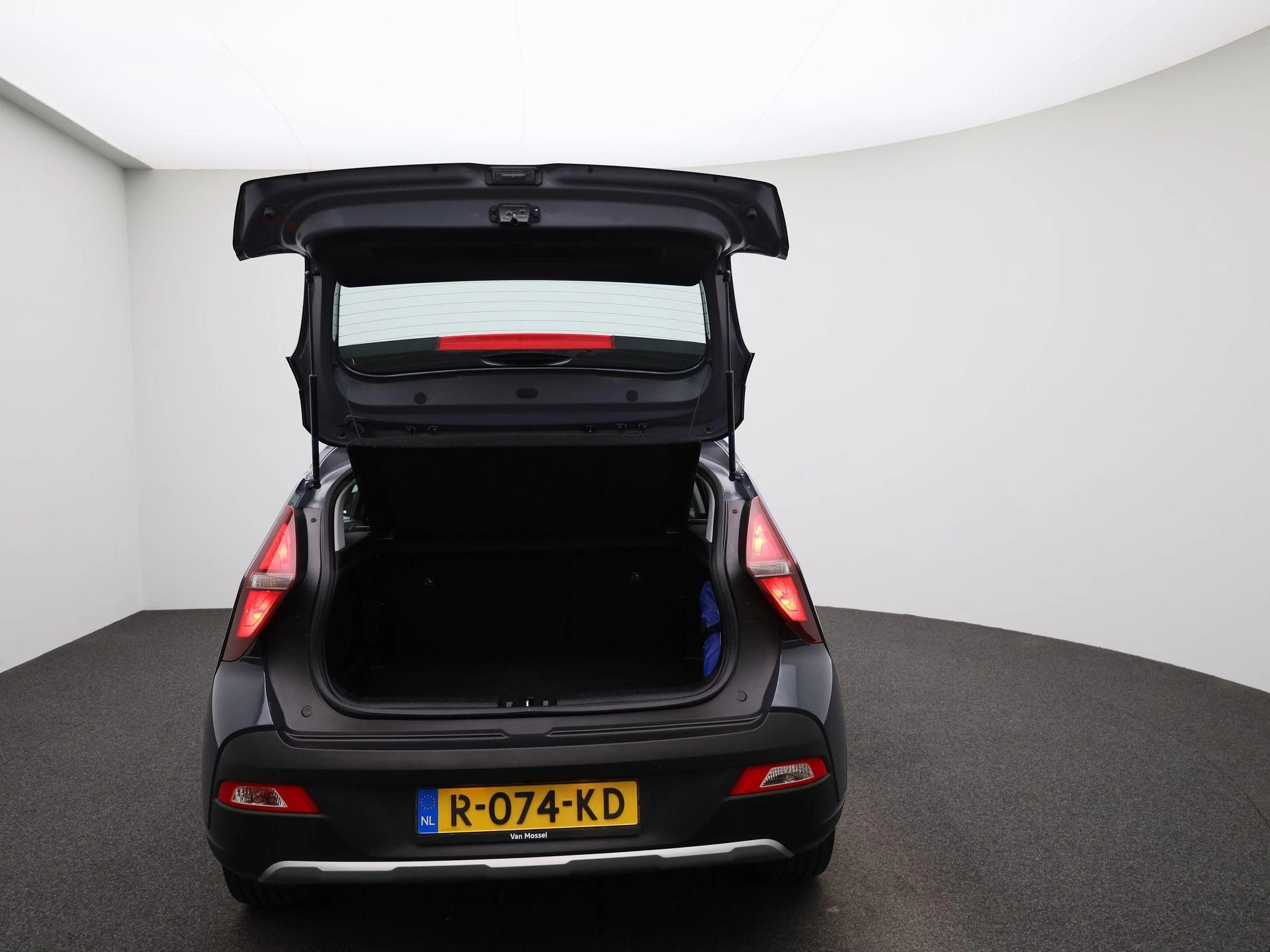 Hyundai-Bayon-image-10
