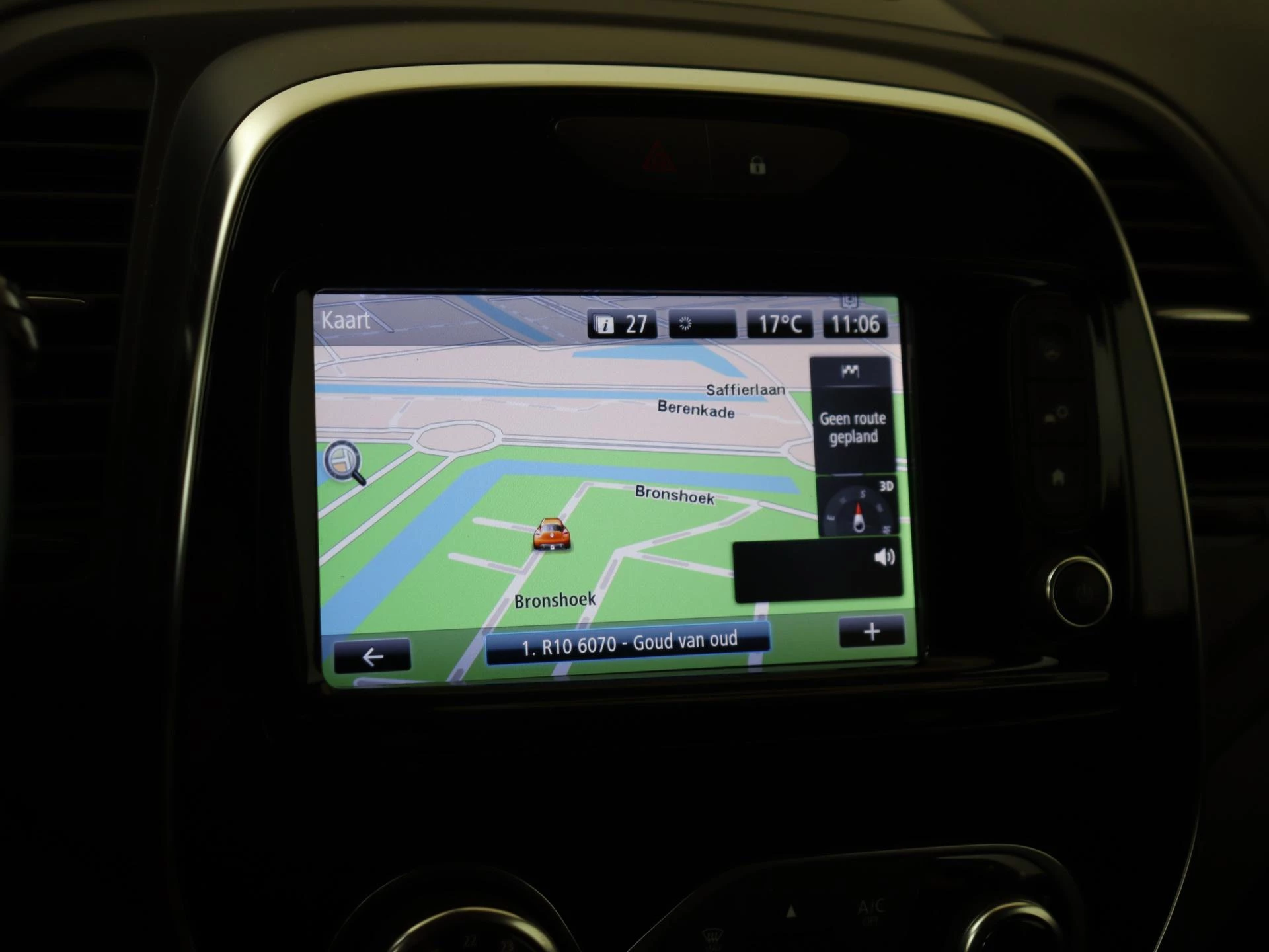 Renault-Captur-image-16