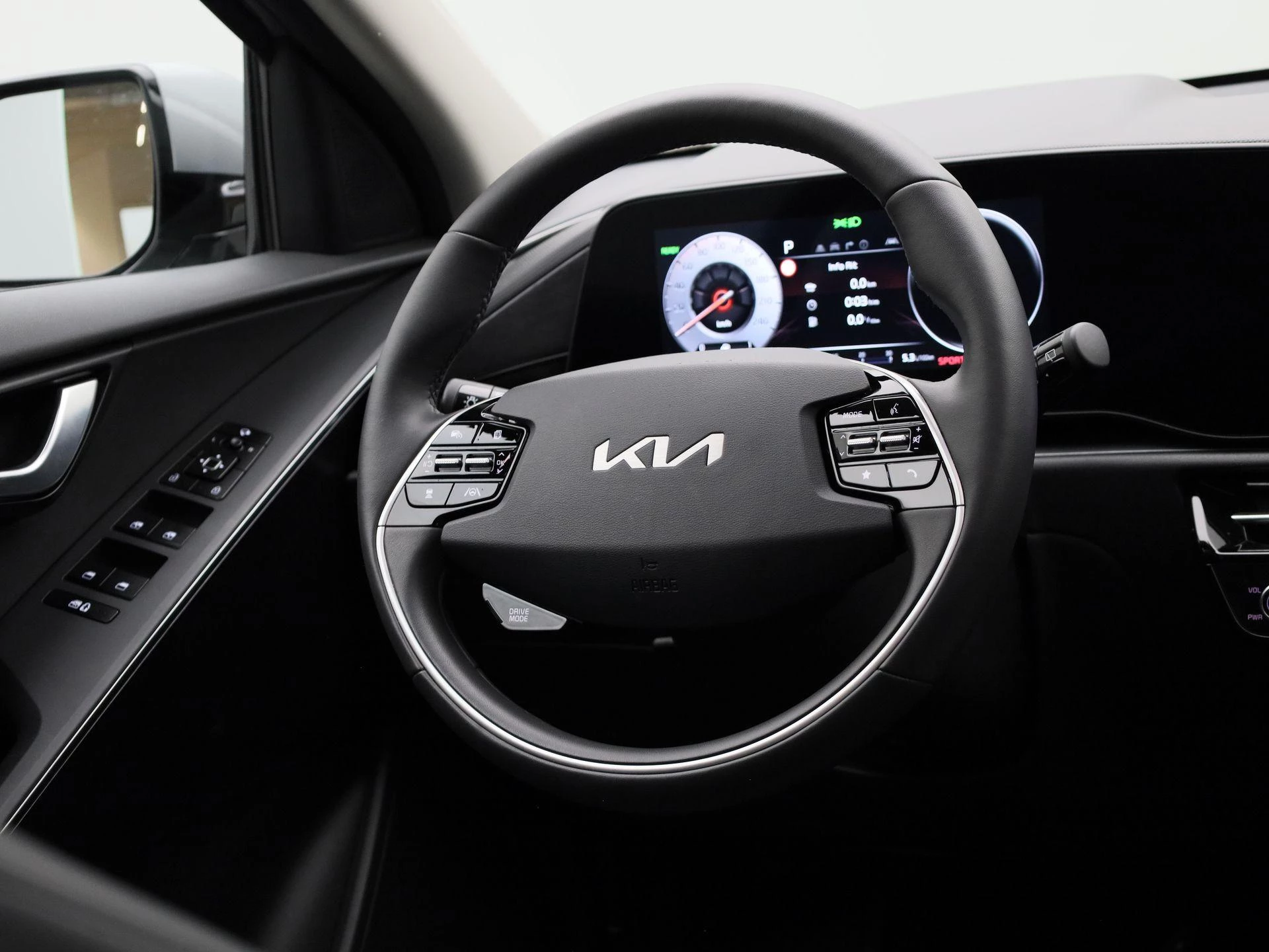Kia-Niro-image-39