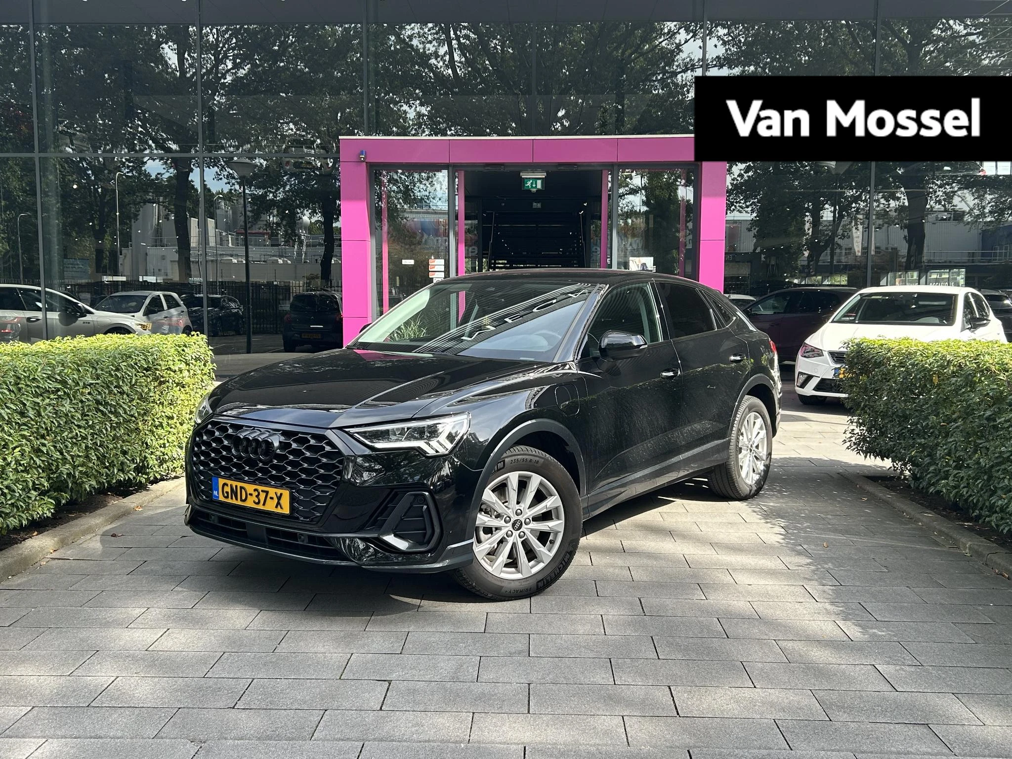 Audi-Q3-image-0