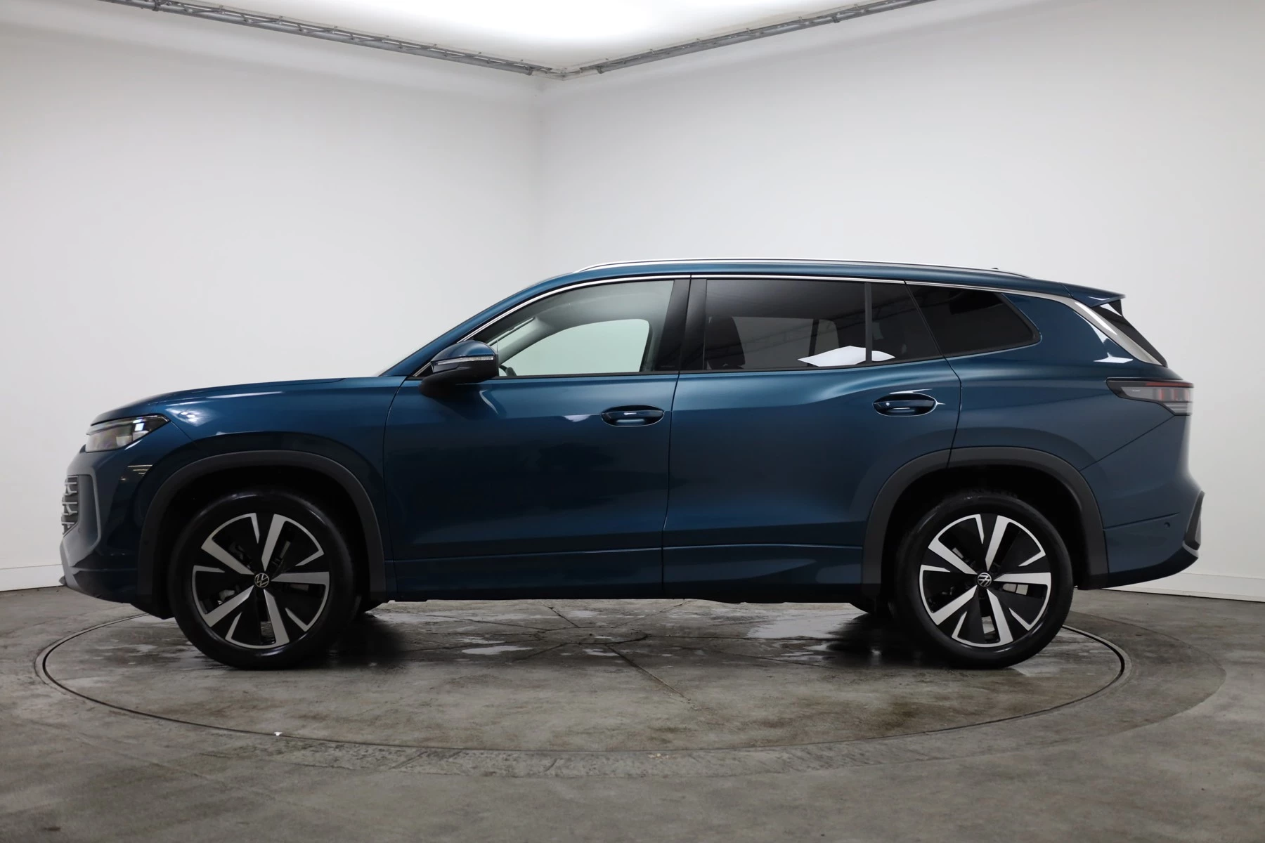 Volkswagen-Tayron-image-14