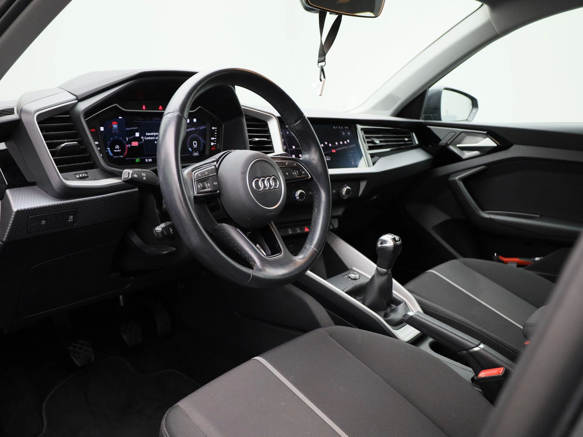Audi-A1 Sportback-image-28