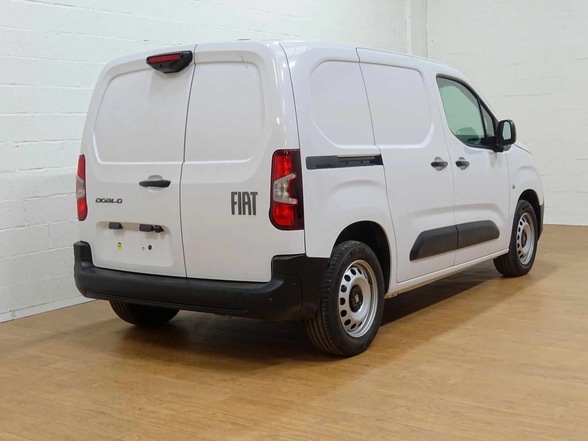 Fiat Doblò 1.5 BlueHDI 130 AT8 L1 Light