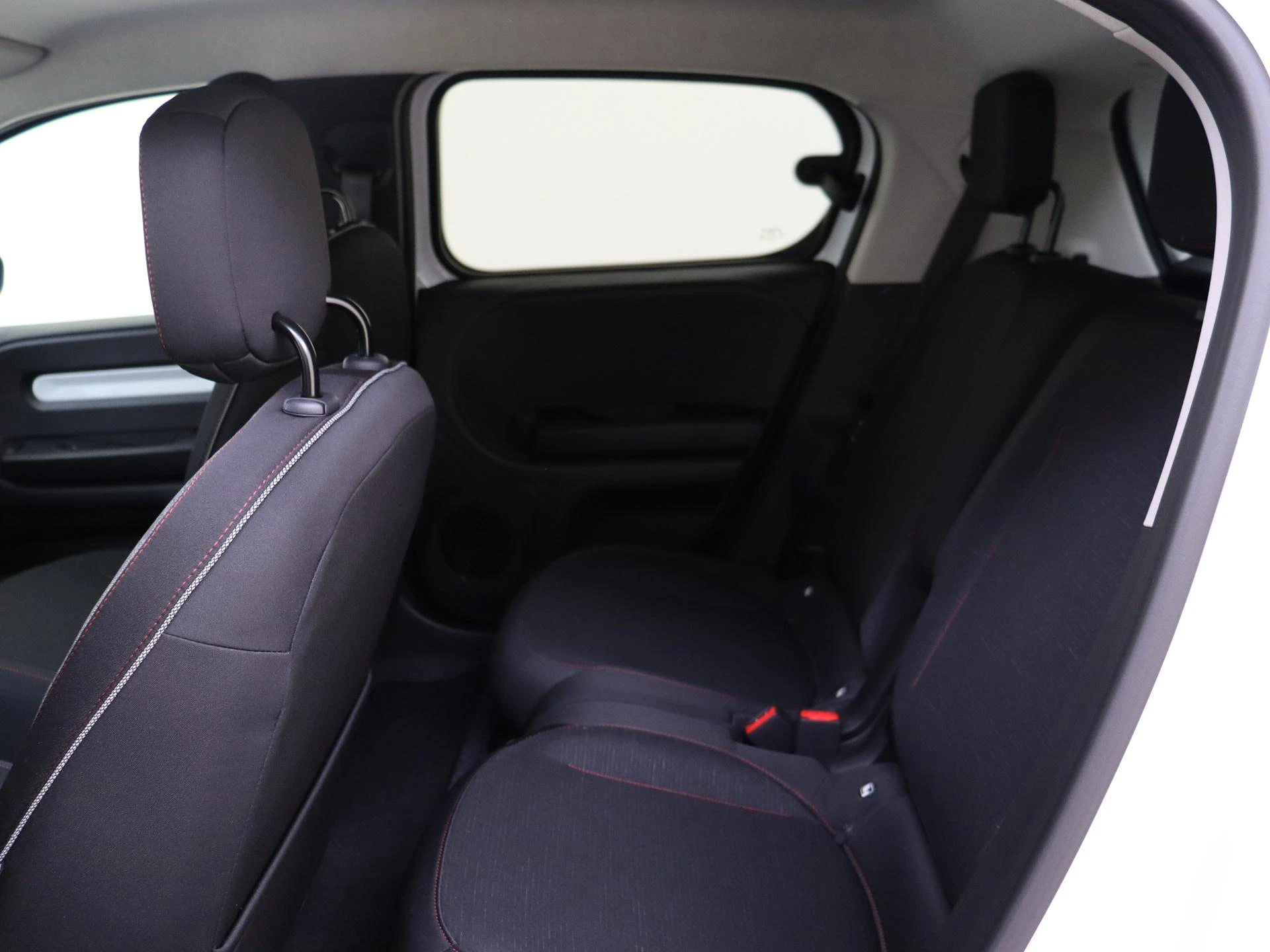 Renault-Twingo-image-15