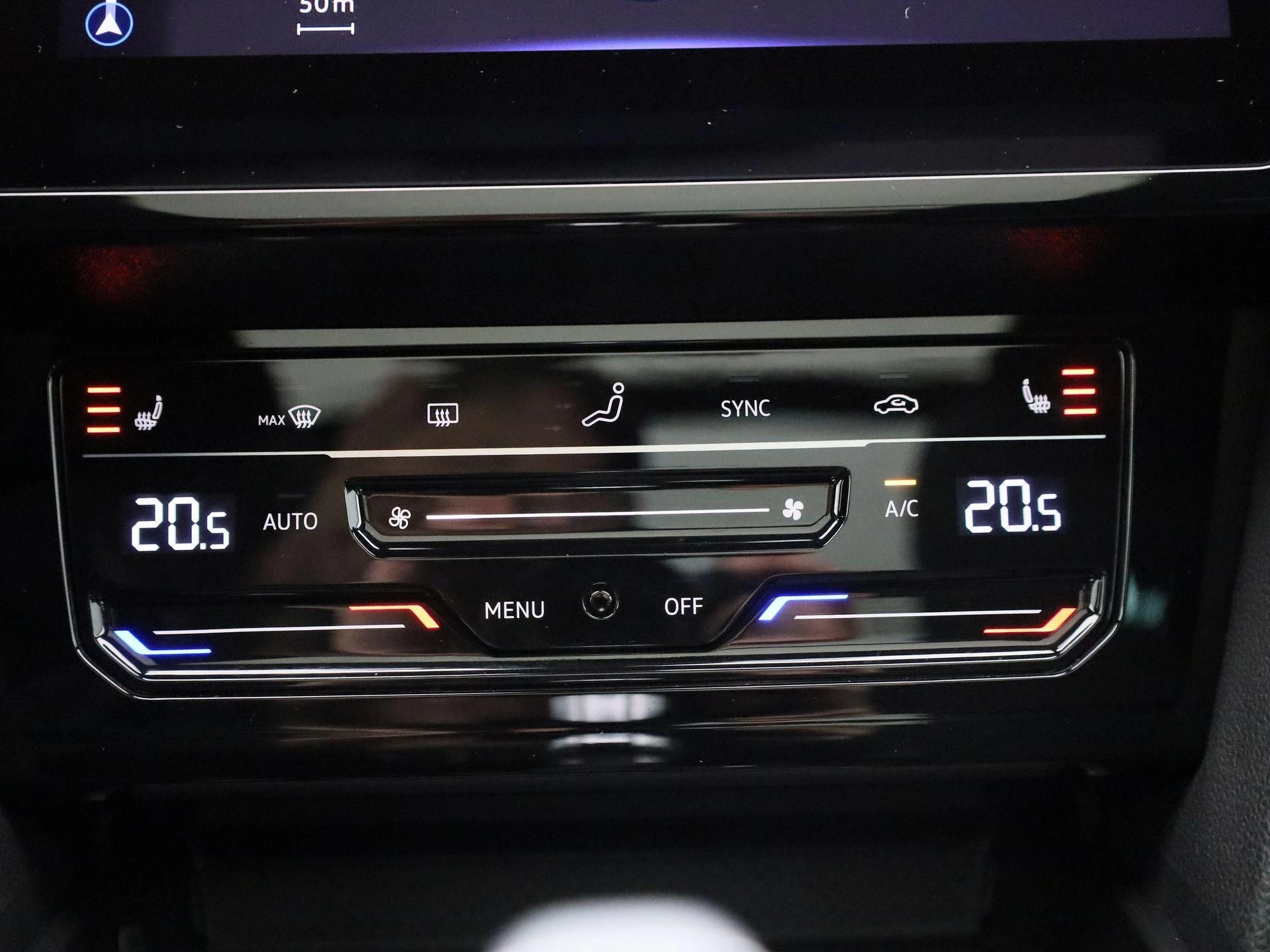 Volkswagen-Passat-image-17