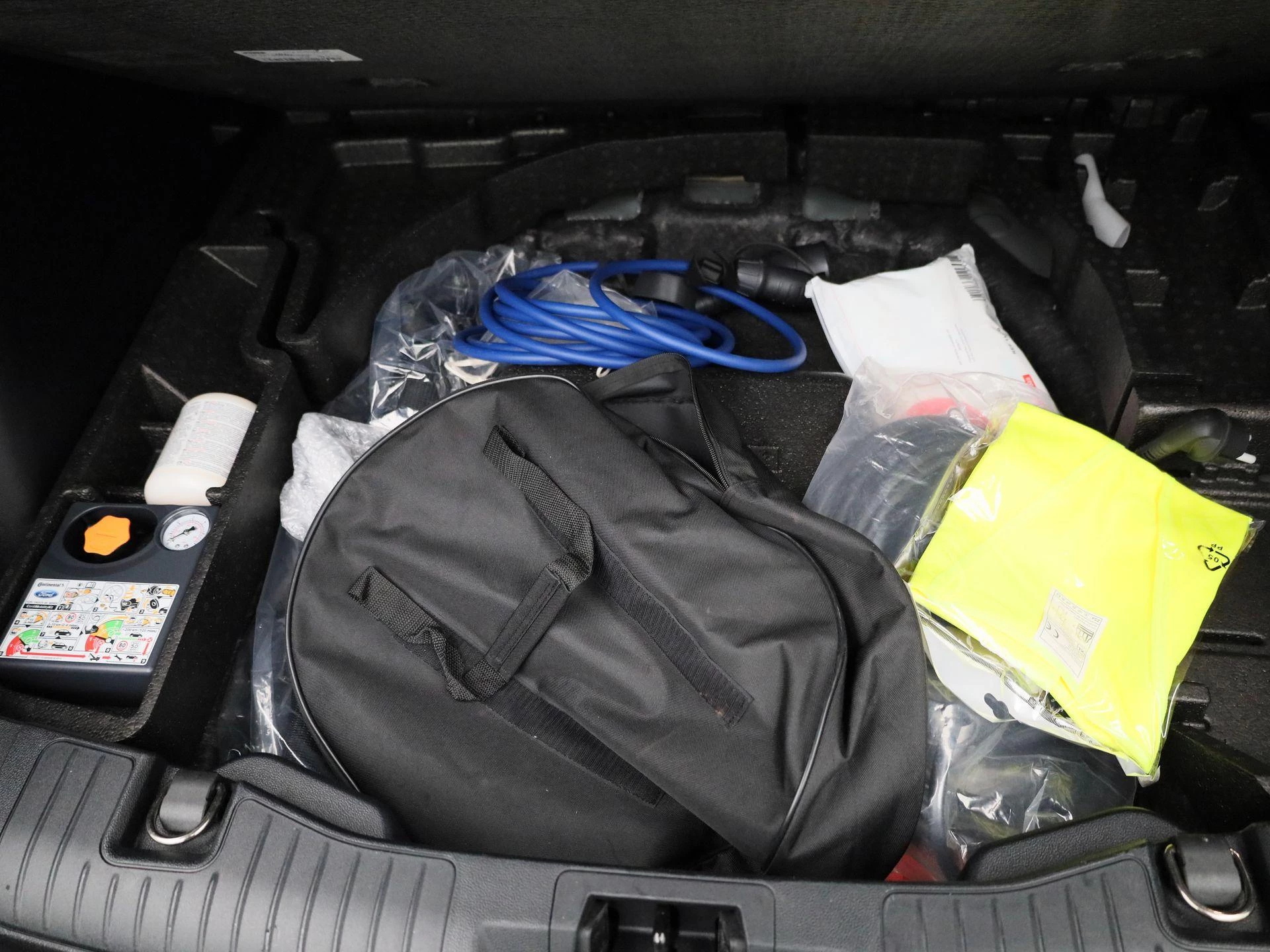 Ford Kuga 2.5 PHEV ST-Line 242Pk